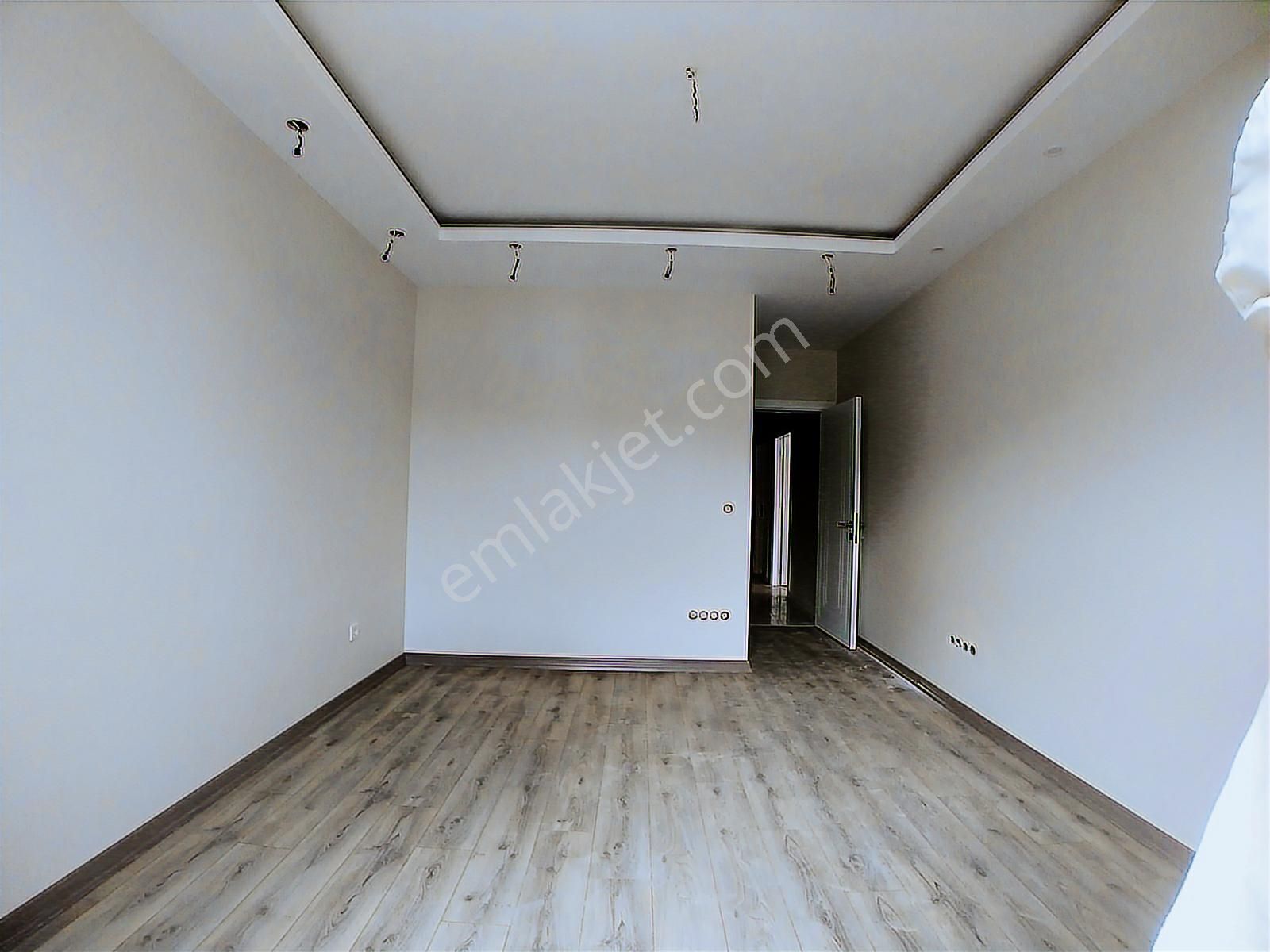 Elalmış Cad. Yakını-balkonlu-k.otoparklı-büyük Daire - Görsel 29