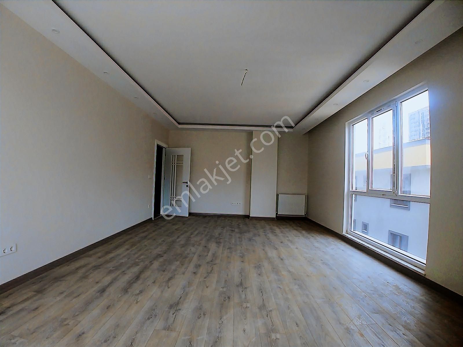 Elalmış Cad. Yakını-balkonlu-k.otoparklı-büyük Daire - Görsel 22