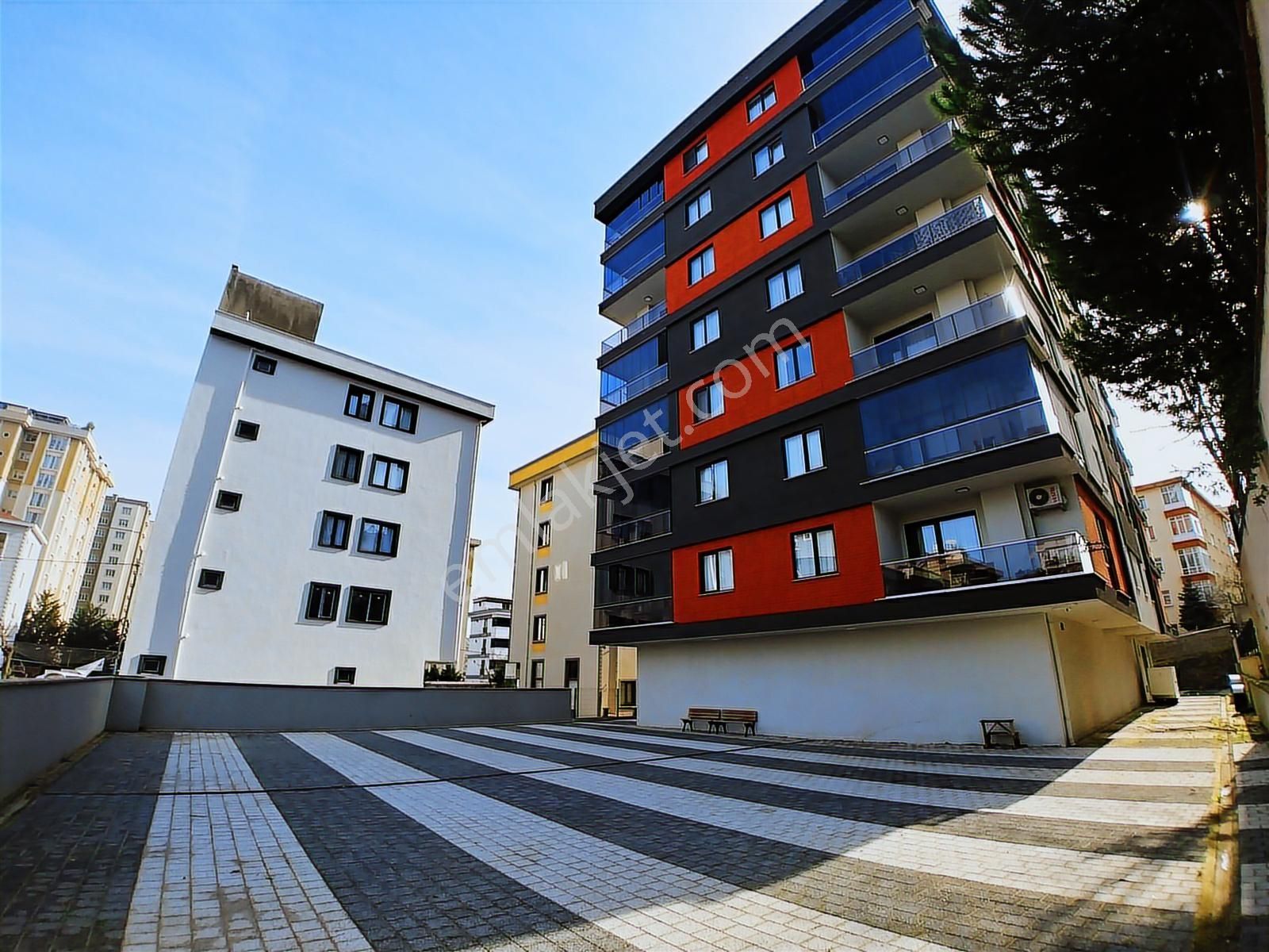 Elalmış Cad. Yakını-balkonlu-k.otoparklı-büyük Daire - Görsel 16