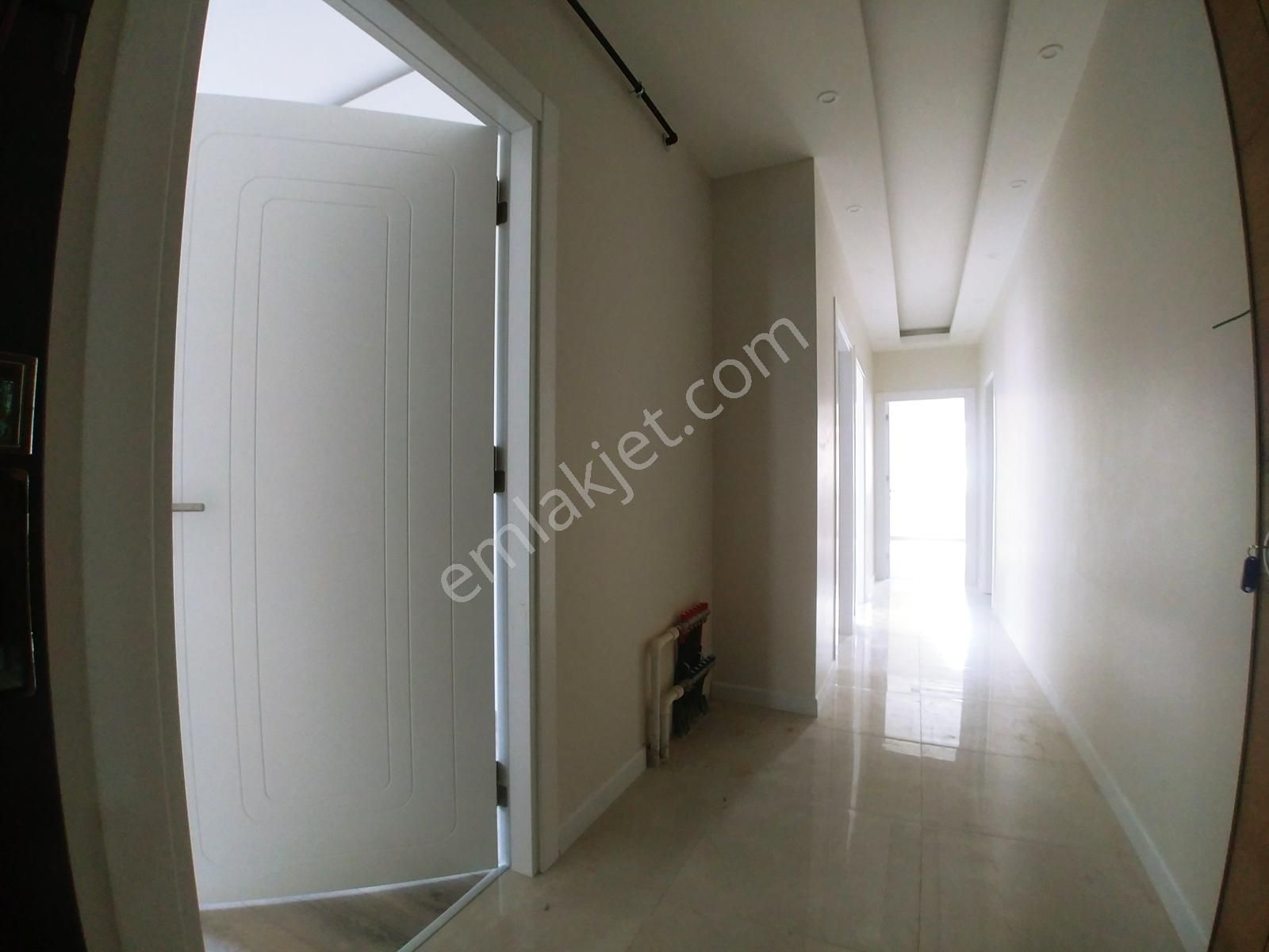 Elalmış Cad. Yakını-balkonlu-k.otoparklı-büyük Daire - Görsel 7