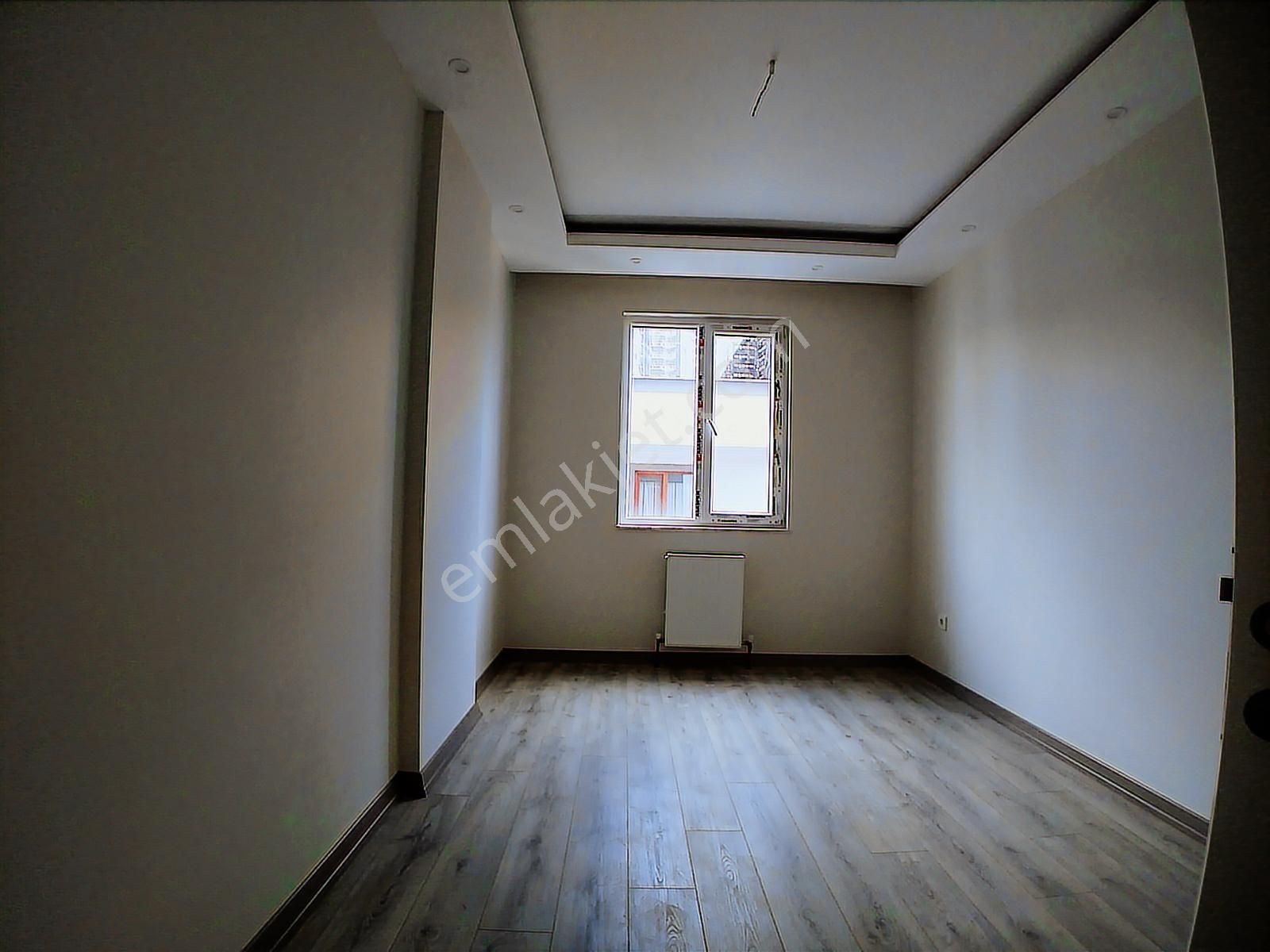 Elalmış Cad. Yakını-balkonlu-k.otoparklı-büyük Daire - Görsel 5