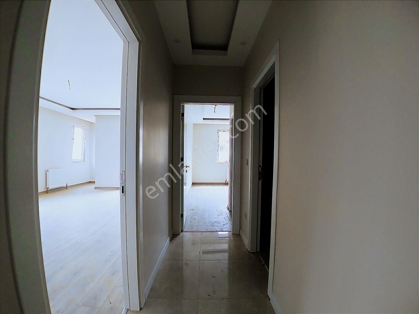 Elalmış Cad. Yakını-balkonlu-k.otoparklı-büyük Daire - Görsel 8