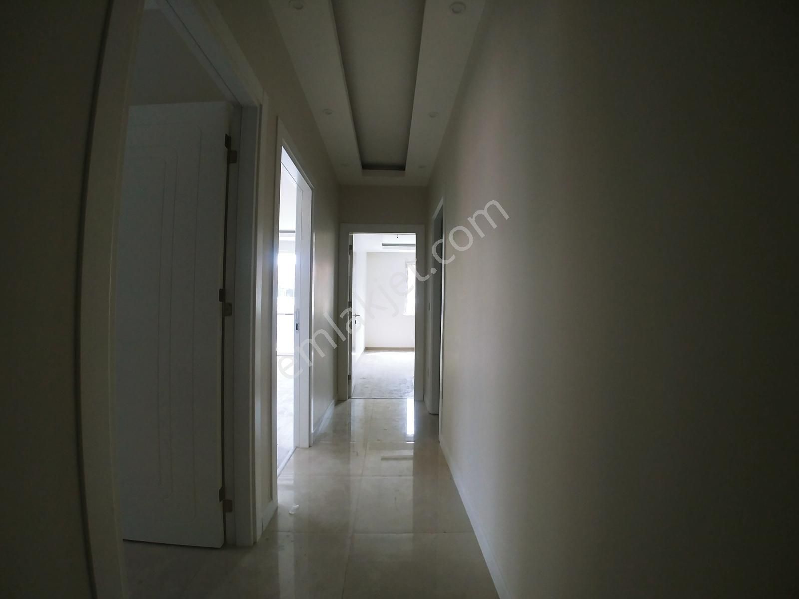 Elalmış Cad. Yakını-balkonlu-k.otoparklı-büyük Daire - Görsel 31