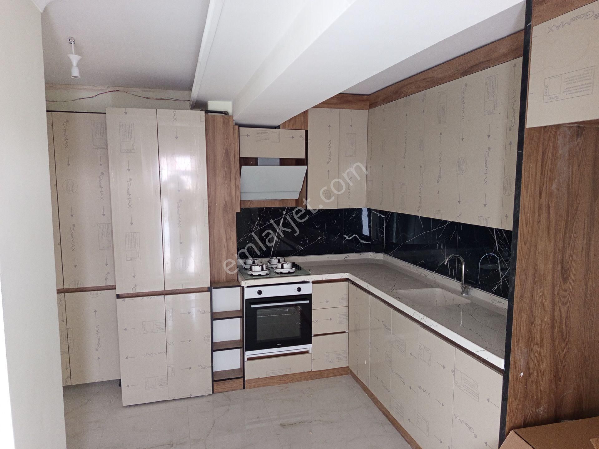 Menderes Te 3+1 Katta Giyinme Odalı Ebeveyn Banyolu Asansörlü İskanlı - Görsel 2