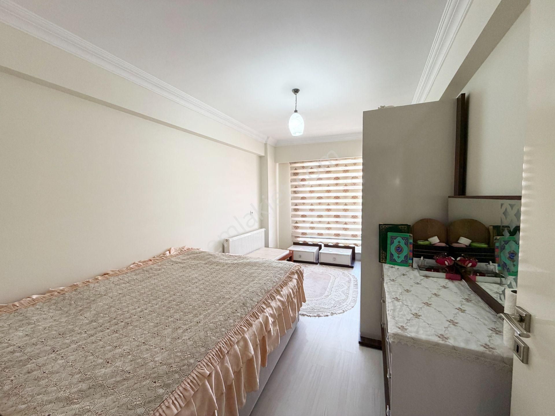 Atalar'da Önü Açık 3+2 Dubleks Teraslı Asansörlü Merkezi Konumda - Görsel 10