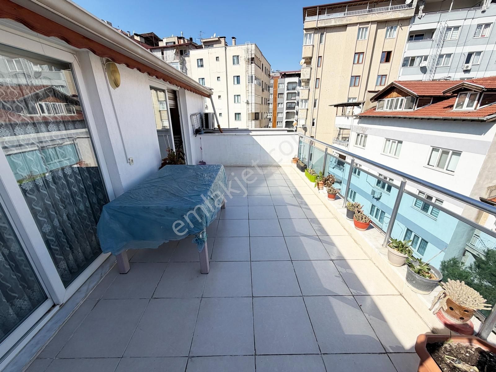 Atalar'da Önü Açık 3+2 Dubleks Teraslı Asansörlü Merkezi Konumda - Görsel 17