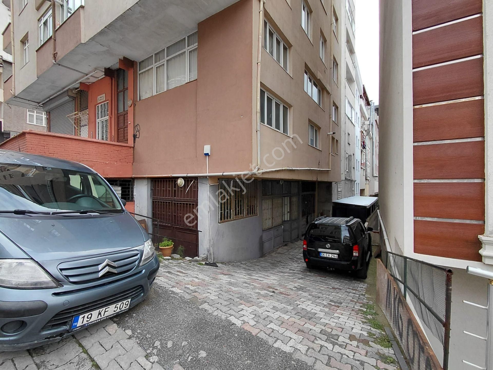 !!! Kaçmaz Fırsat !!! Bir Daire Fiyatına 3dükkan 1 Daire-dört Bağımsız Bölüm - Görsel 4