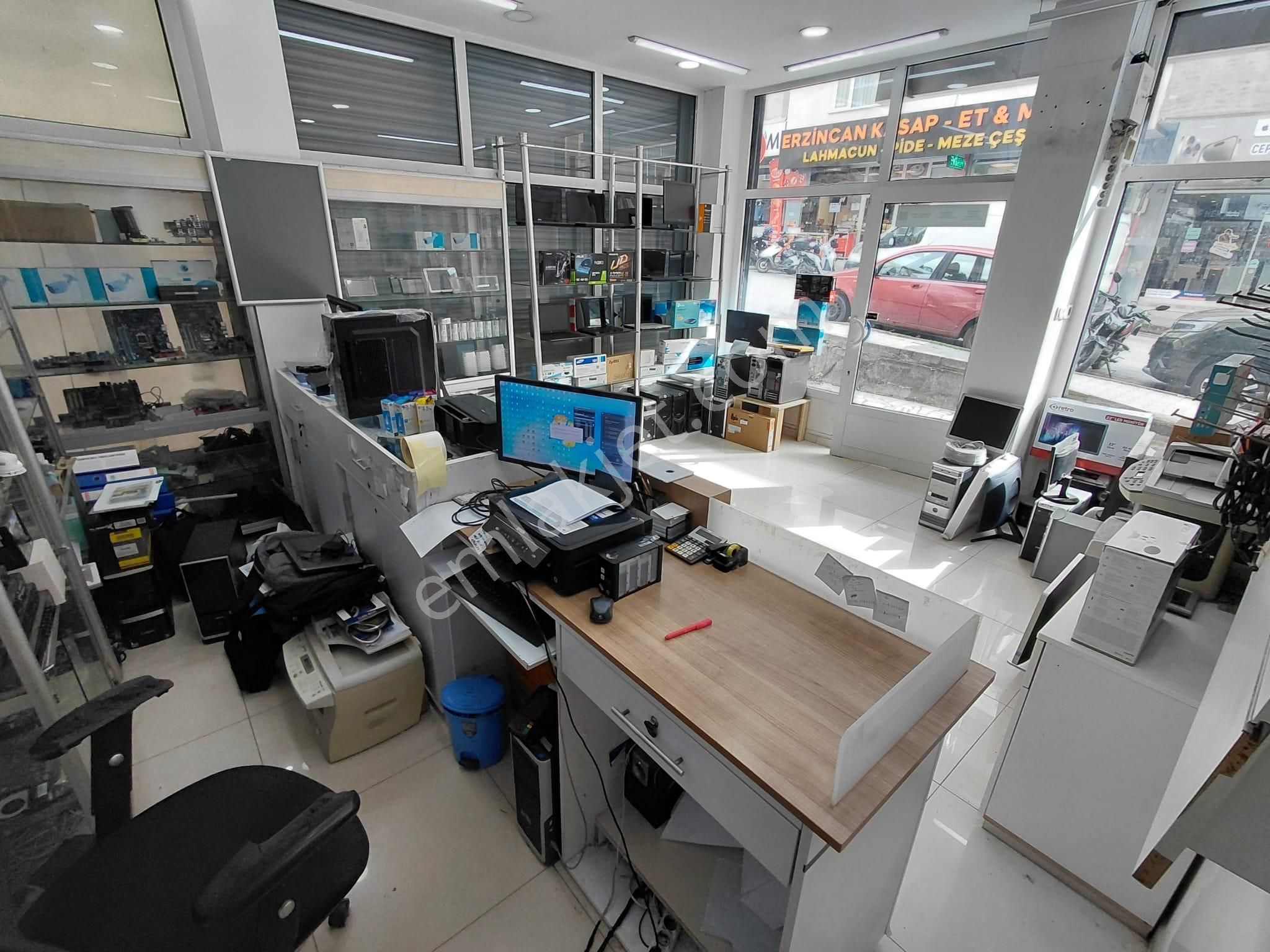 !!! Kaçmaz Fırsat !!! Bir Daire Fiyatına 3dükkan 1 Daire-dört Bağımsız Bölüm - Görsel 8