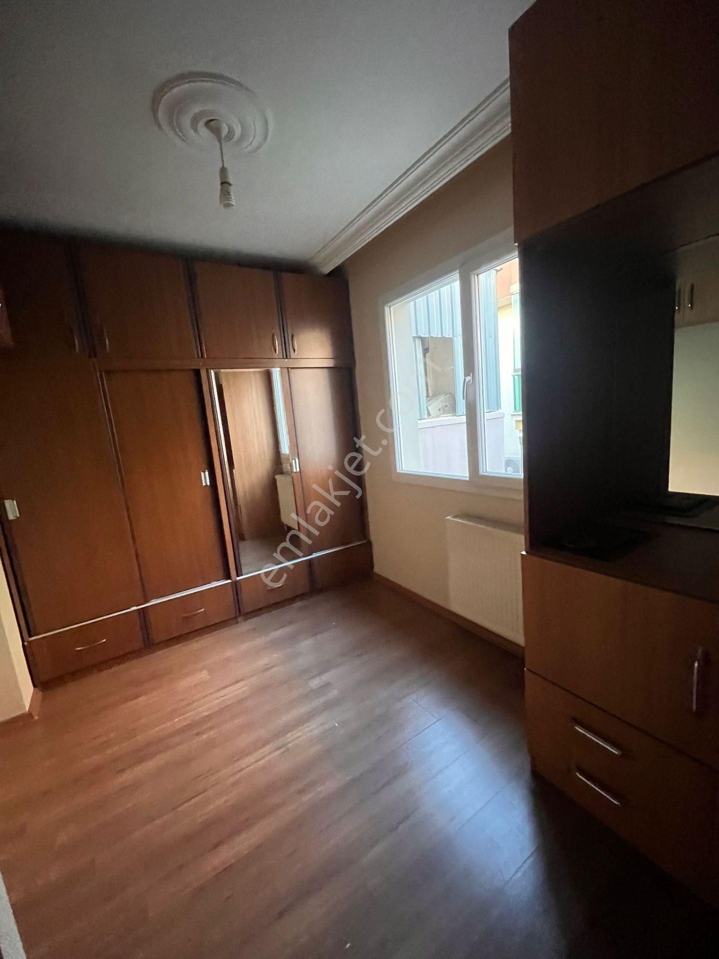 Güneş'ten Şirinyer İzban Yakını 2+1 70m Balkonlu Kapalı Çatı - Görsel 31