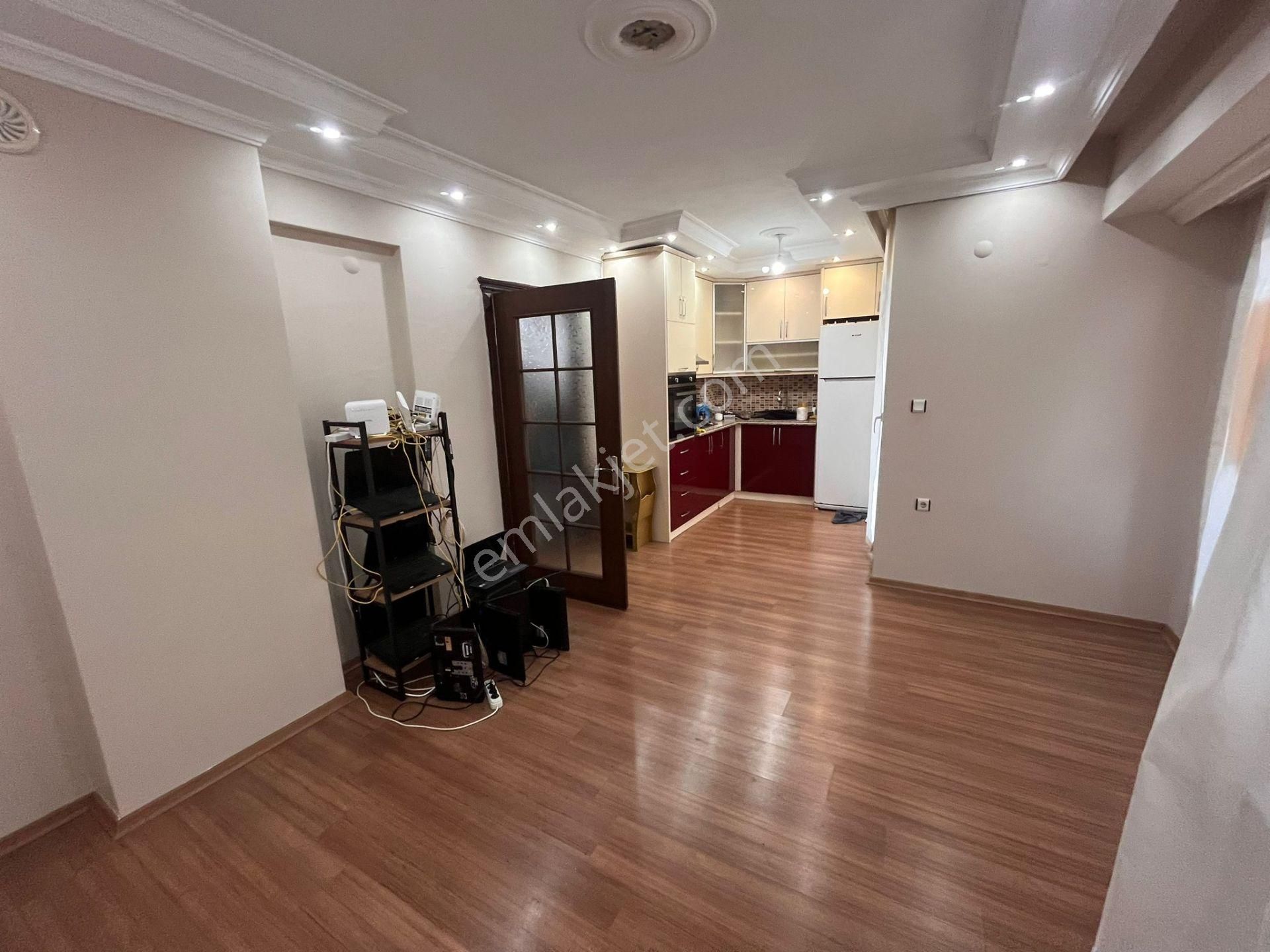 Güneş'ten Şirinyer İzban Yakını 2+1 70m Balkonlu Kapalı Çatı - Görsel 22