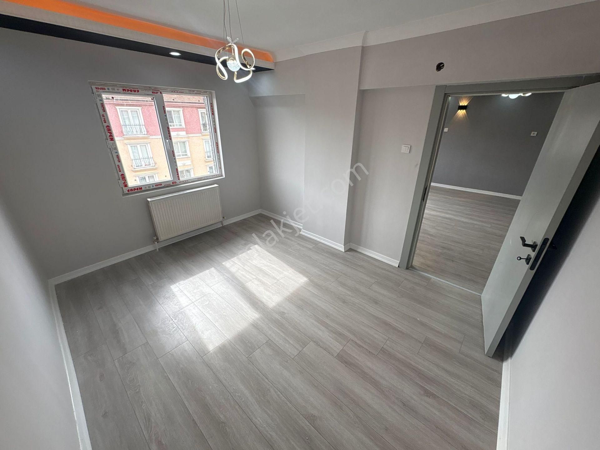 Hayal 'den Plevne Mh^de Merkezde E. Banyolu G. Odalı 3+1 Daire! - Görsel 19