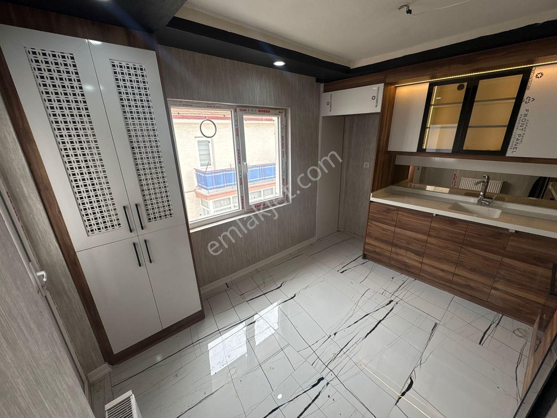 Hayal 'den Plevne Mh^de Merkezde E. Banyolu G. Odalı 3+1 Daire! - Görsel 13