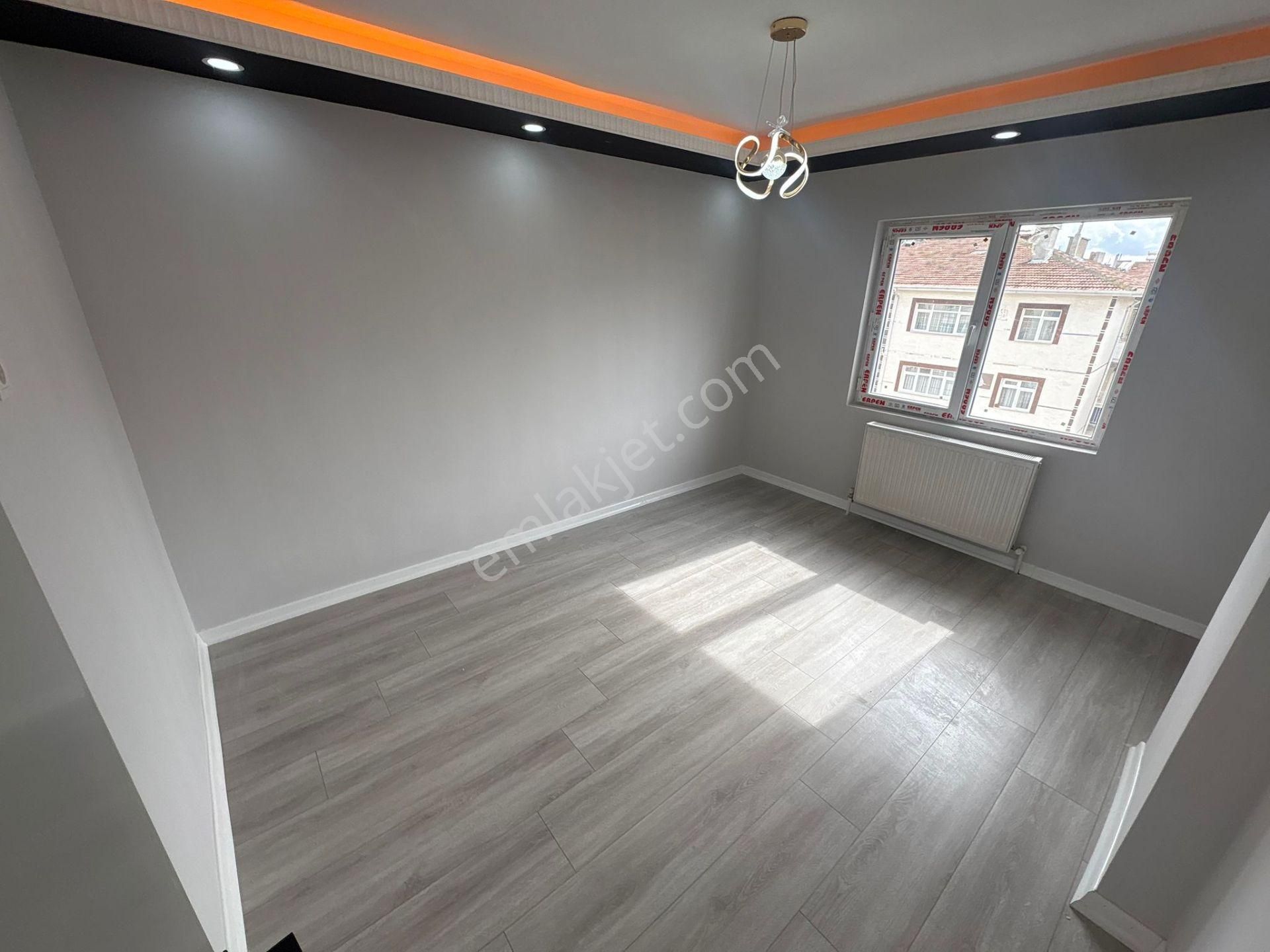 Hayal 'den Plevne Mh^de Merkezde E. Banyolu G. Odalı 3+1 Daire! - Görsel 18