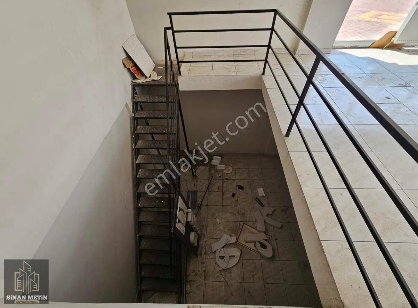 İsmail Kaya Caddesinde 45m2 Zemin + 45m2 Bodrum Köşe Dükkan - Görsel 2