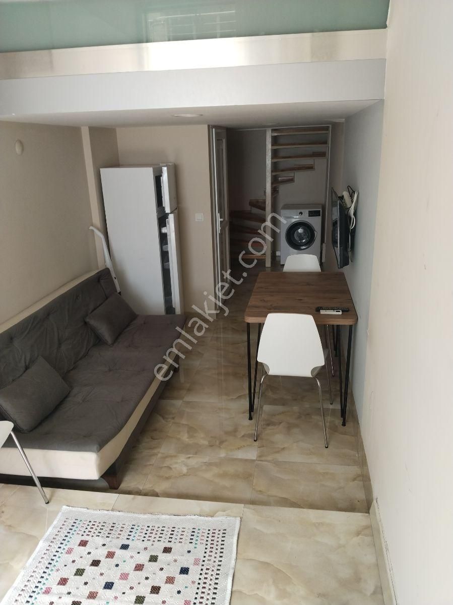 Buca Hasanağa Bahçesi Yanı Klimalı Kiralık Eşyalı 1+1 Daire