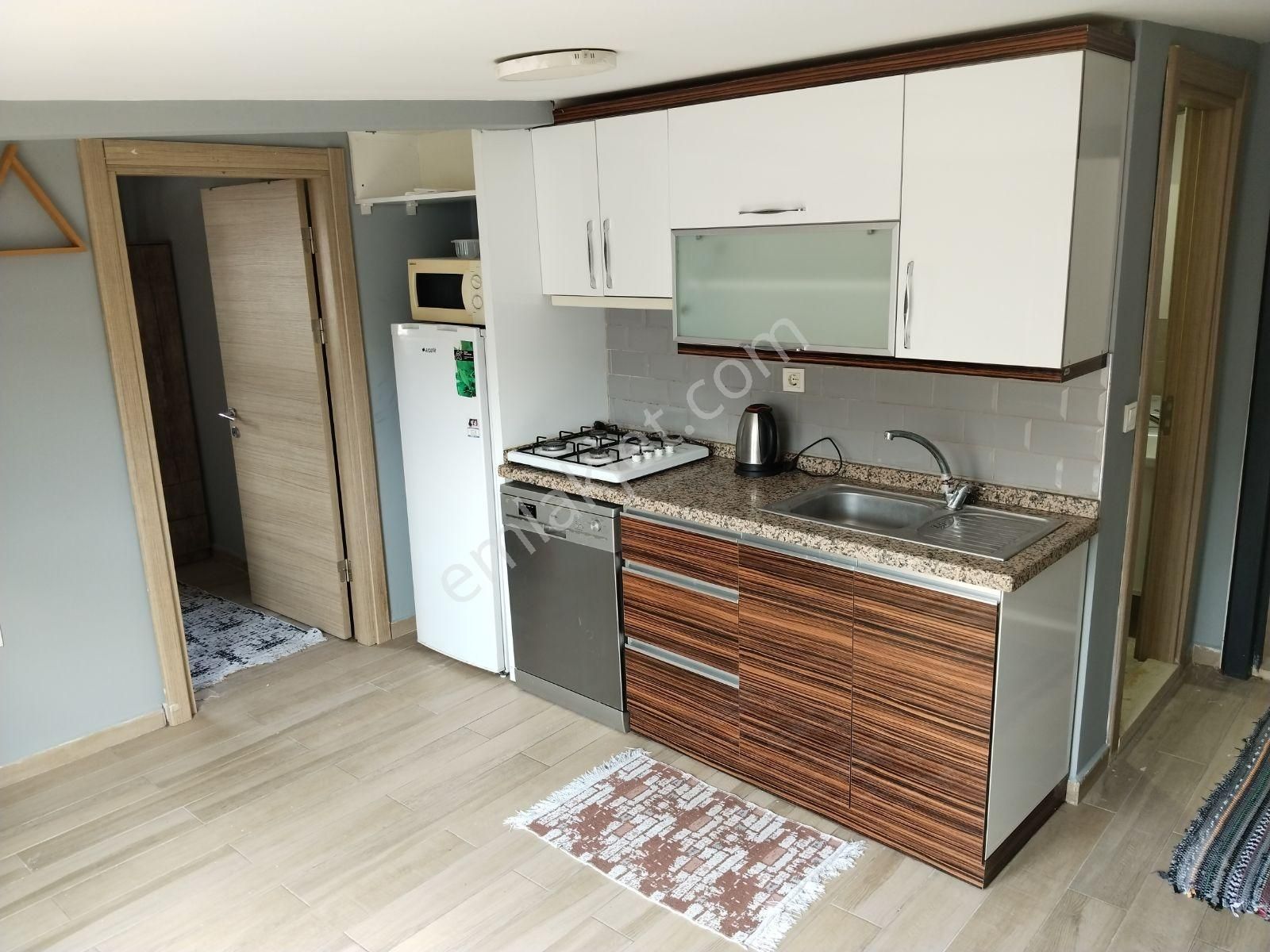 Buca Atatürk Mahallesindebalkonlu Satılık 1+1 Daire