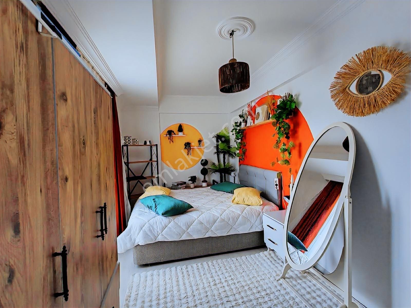 Buca Atatürk Mahallesi Eşyalı Klimalı Kiralık Lüks 1+1 Daire