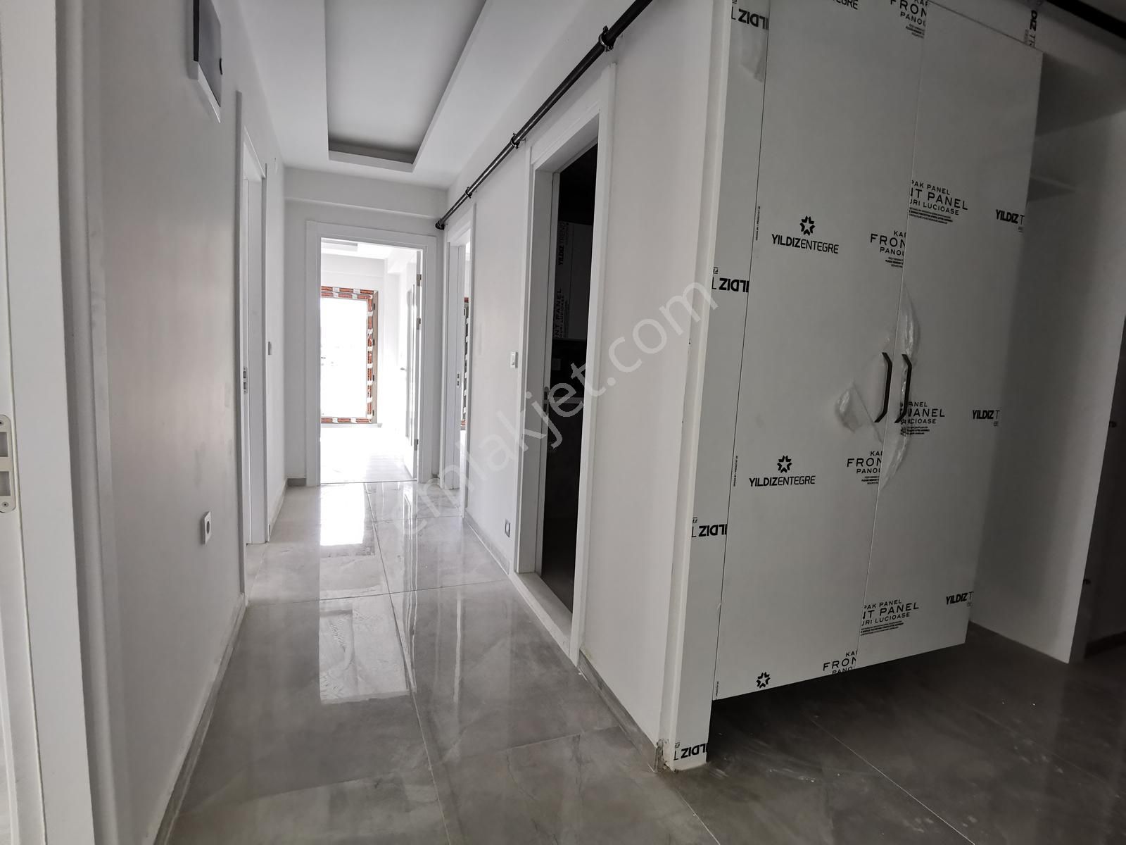 Koyundere Merkezde Kiralık Doğalgazlı 3+1 Köşe Daire - Görsel 23