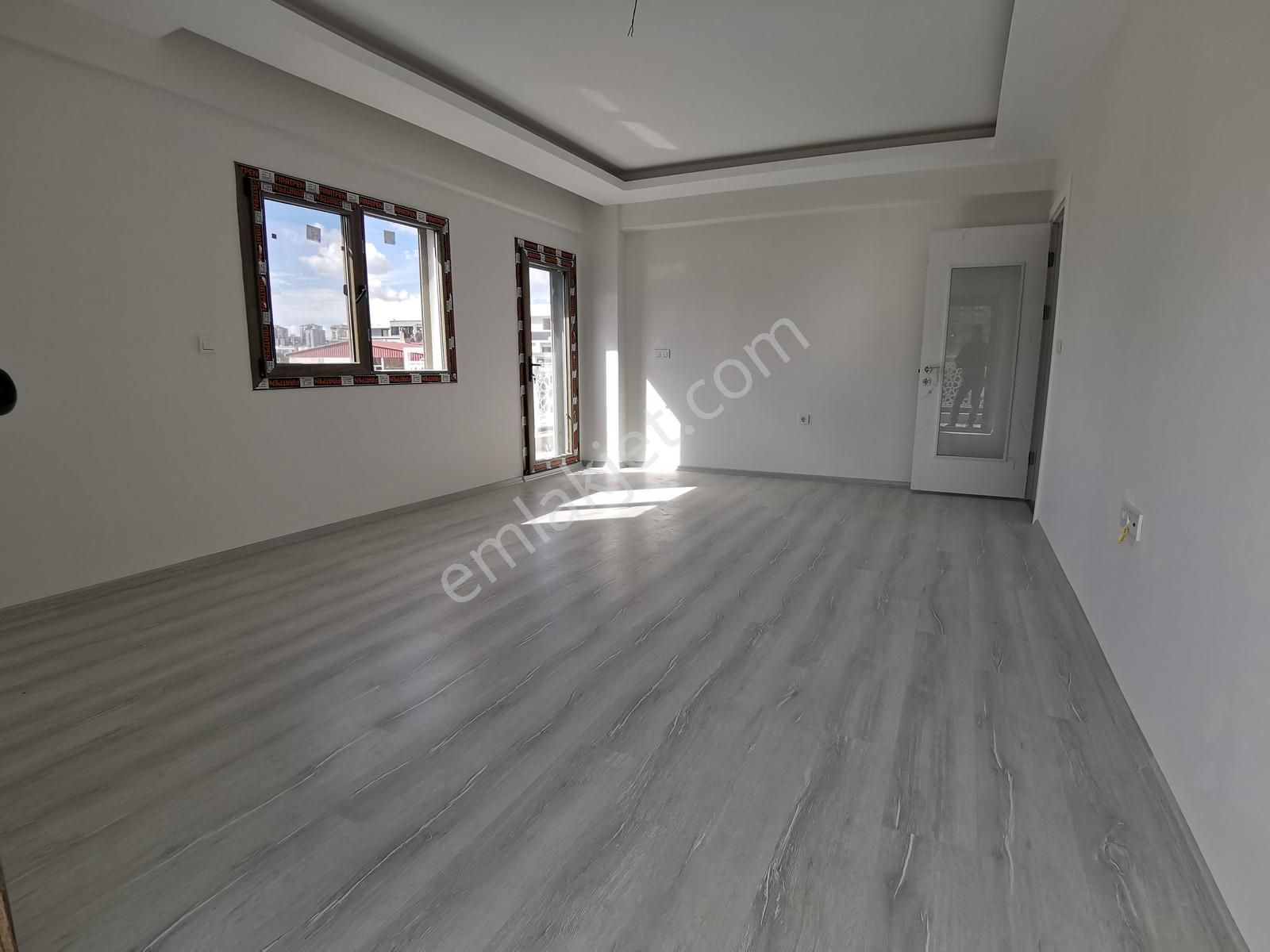 Koyundere Merkezde Kiralık Doğalgazlı 3+1 Köşe Daire - Görsel 3