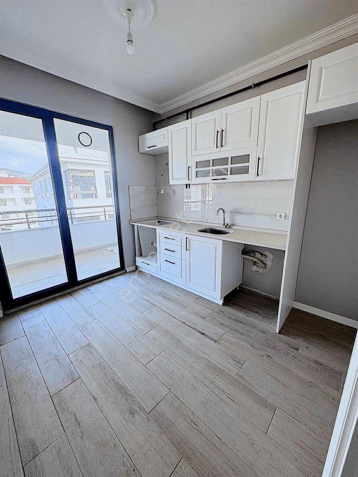 2+1 Ayrı Mutfak 90 M² Lüks Ferah Geniş Daire - Görsel 5