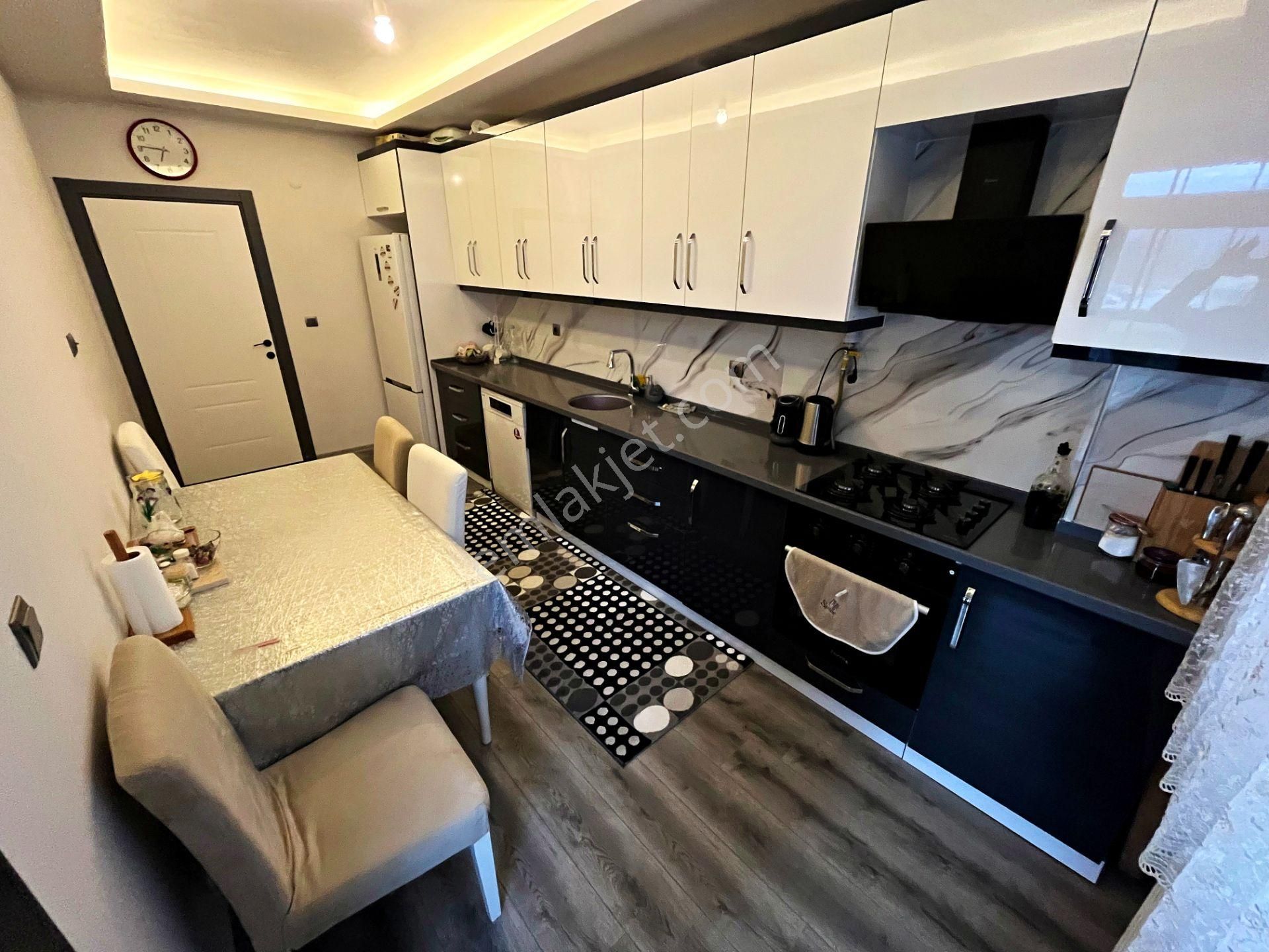 🛑🛑aktiften Altınkum Merkezde Satılık Ebeveyn Banyolu Kombili Harika Geniş 2+1 Daire - Görsel 7