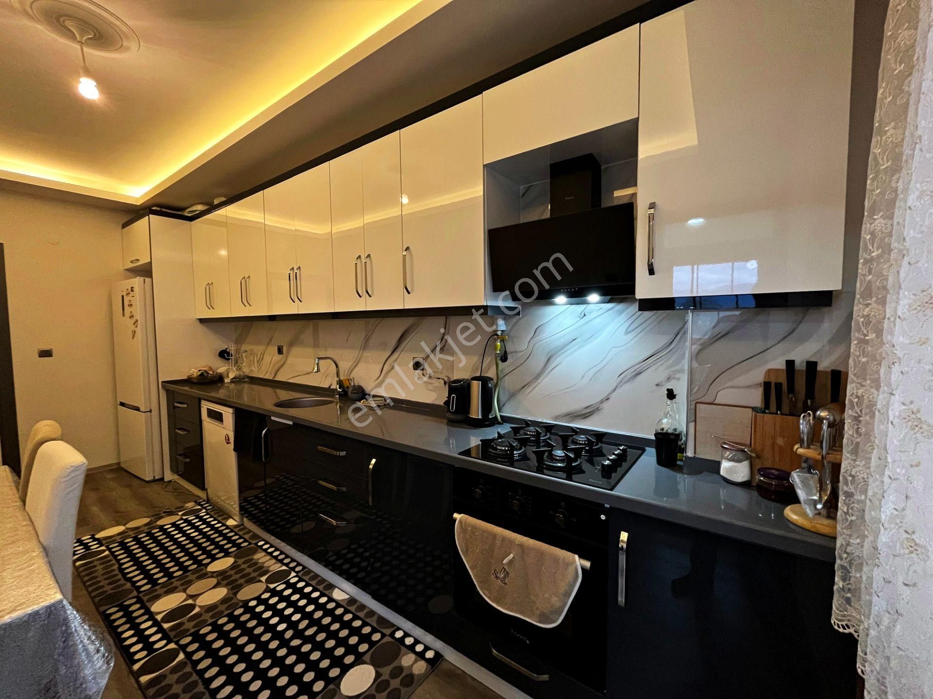 🛑🛑aktiften Altınkum Merkezde Satılık Ebeveyn Banyolu Kombili Harika Geniş 2+1 Daire - Görsel 11