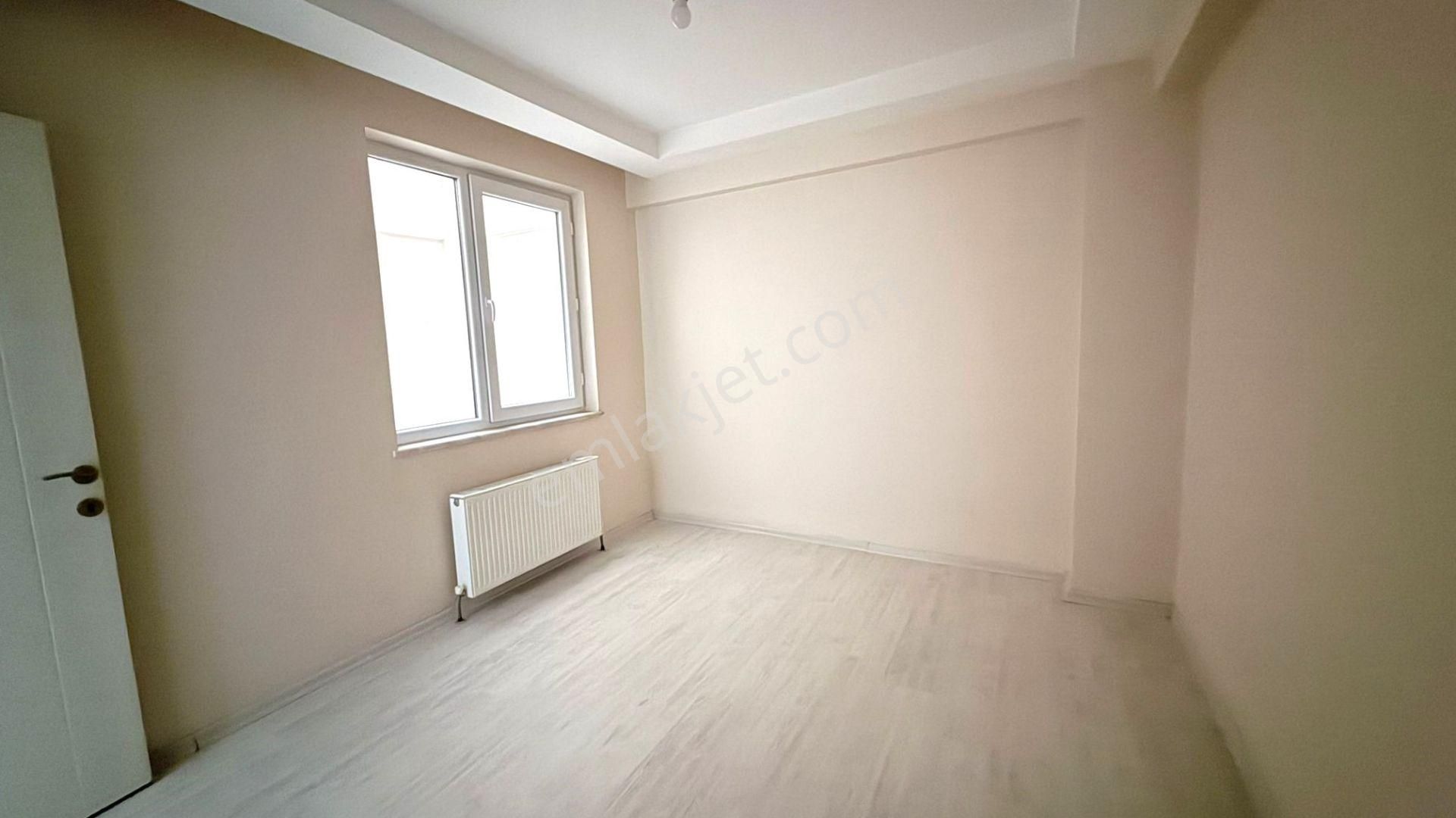 Recep Ümit'ten Şarhöyük Mahallesinde Kiralık 3+1 Ferah Geniş Daire - Görsel 15