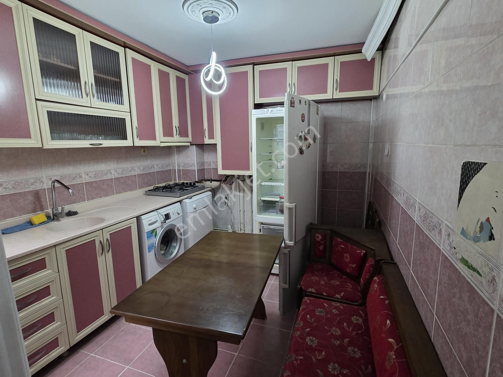 Fatih Mahallesi Merkezi Konumda 3+1 Eşyalı Kiralık Daire - Görsel 15