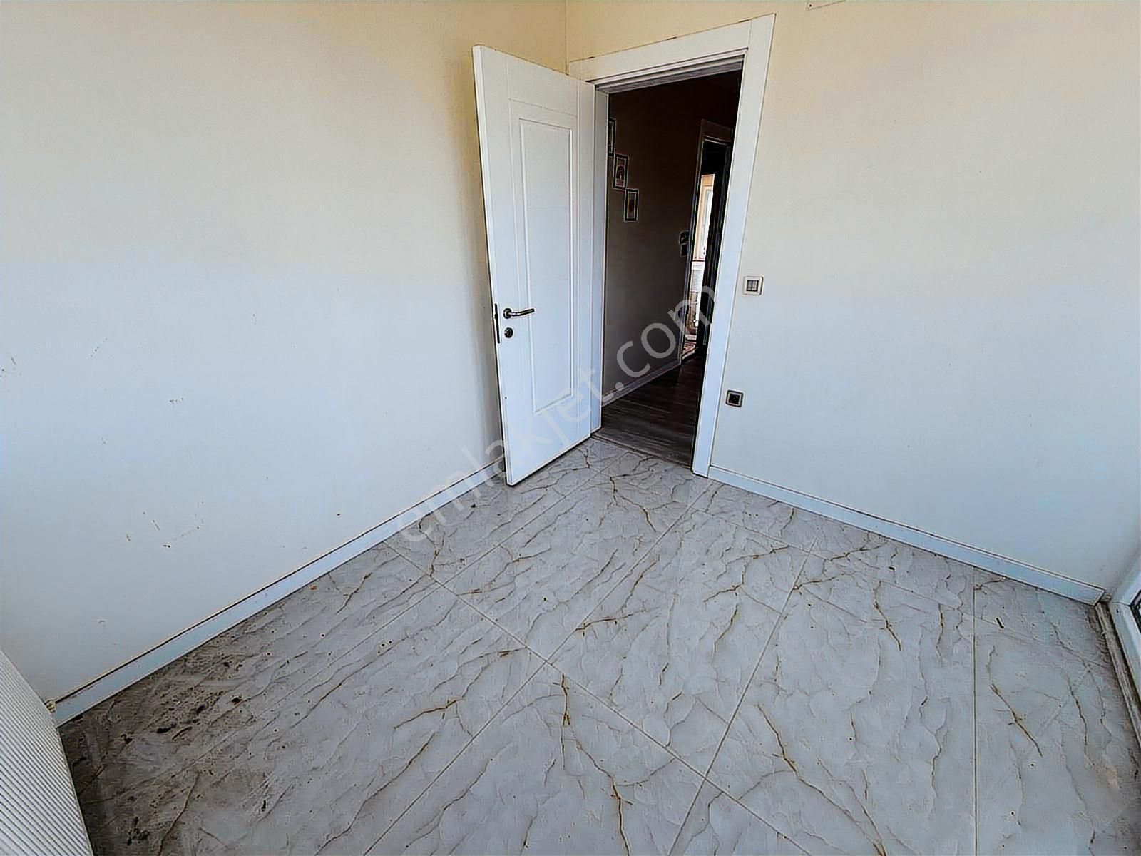 Gürselpaşada Merkezi Konumda 3.5+1 Kmutfak+çb+go - Görsel 6