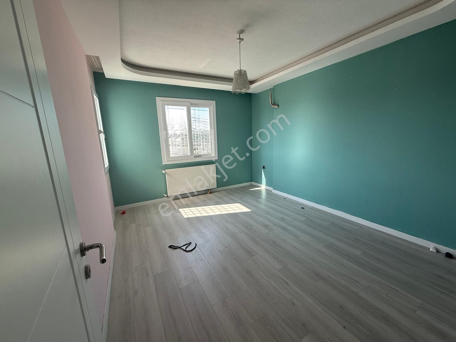 Gürselpaşada Merkezi Konumda 3.5+1 Kmutfak+çb+go - Görsel 14