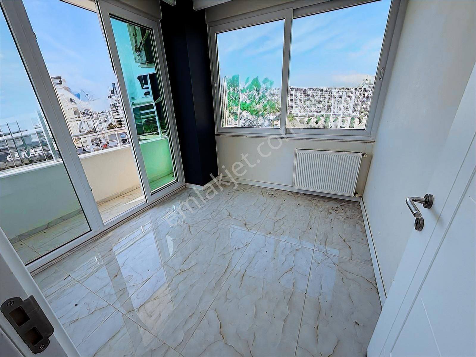 Gürselpaşada Merkezi Konumda 3.5+1 Kmutfak+çb+go - Görsel 5