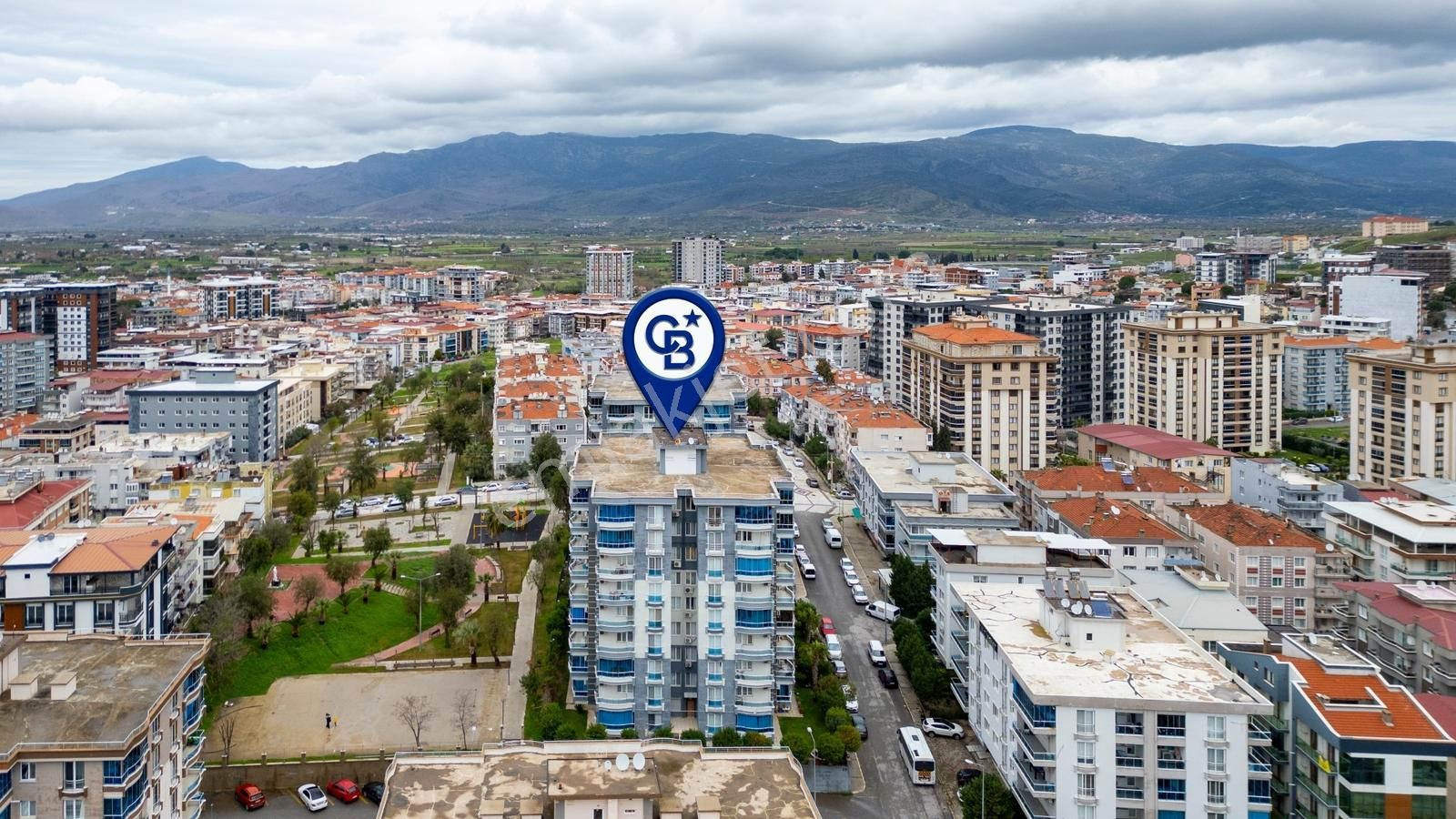 Menemen Uğur Mumcu Mah. Site İçerisinde Satılık 4+1 Daire