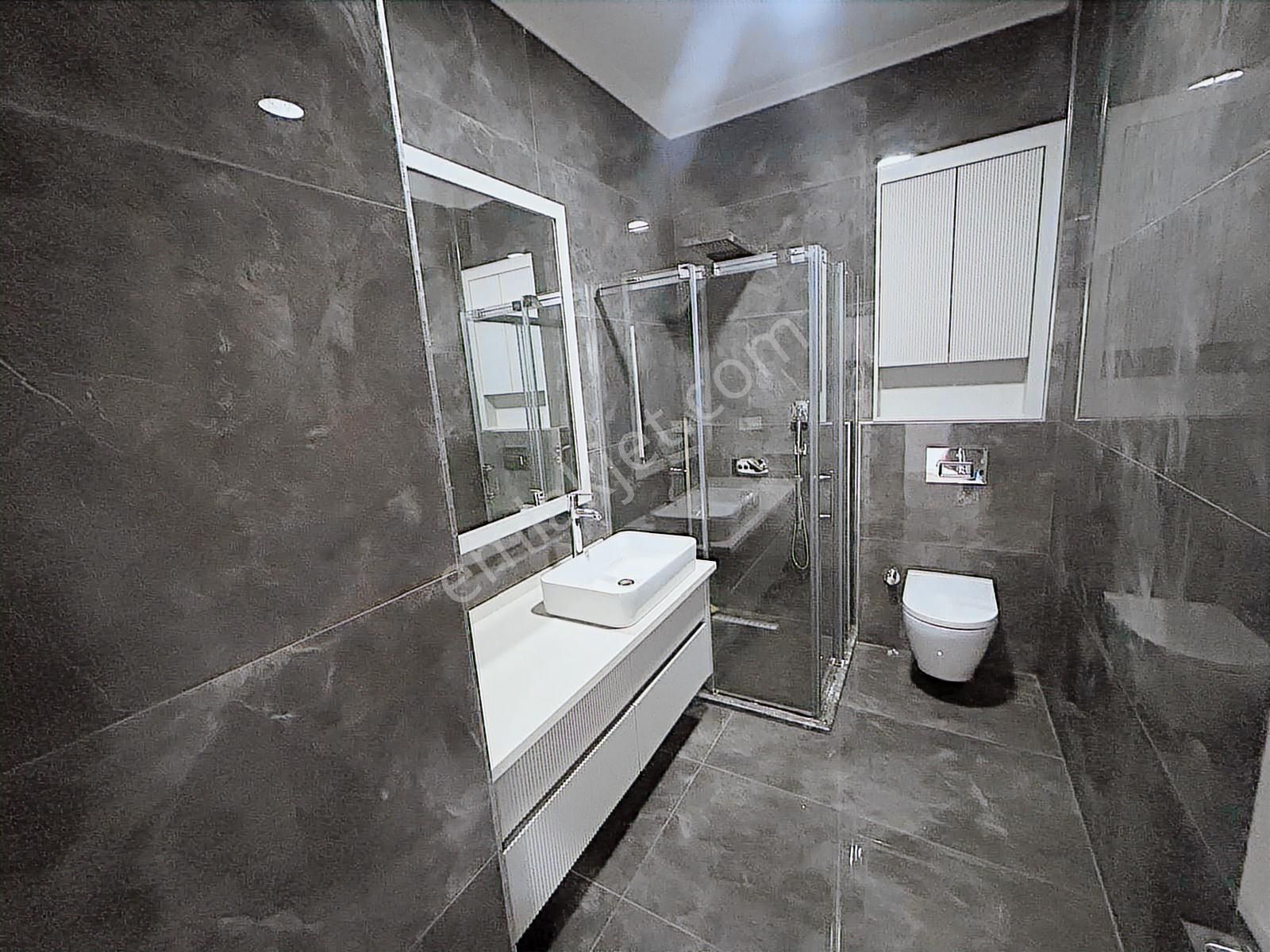 Üsküdar Sultantepe'de 4+2 Net 240 M2 Teraslı Lüks Dubleks Daire - Görsel 28