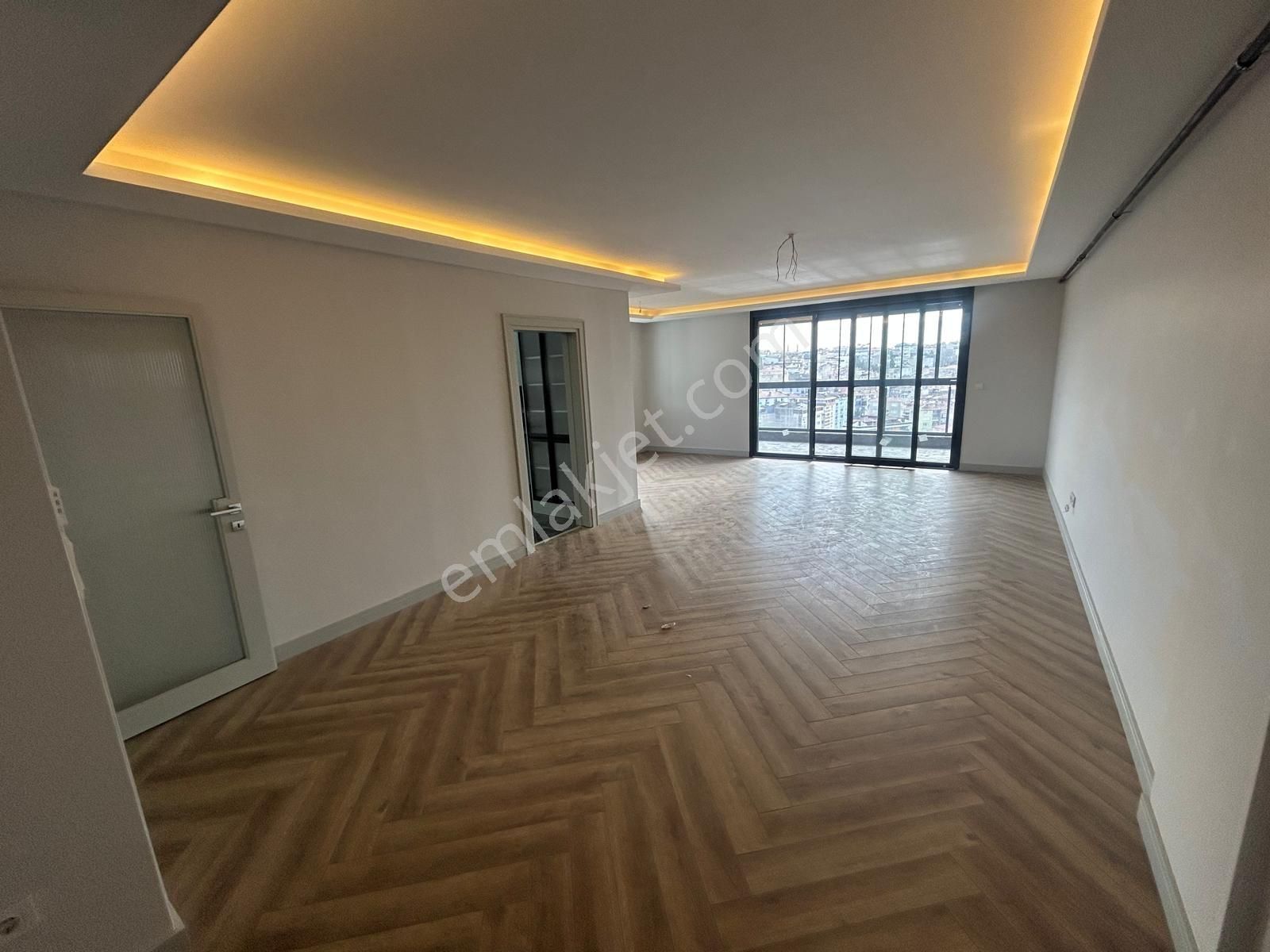 Üsküdar Sultantepe'de 4+2 Net 240 M2 Teraslı Lüks Dubleks Daire - Görsel 16