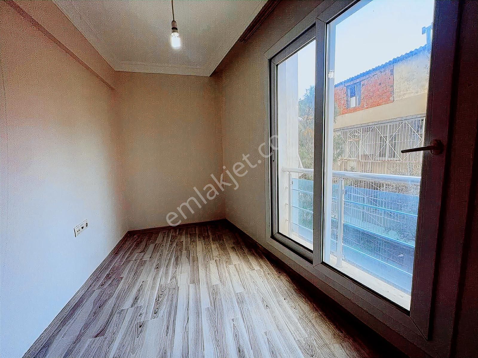 Ana Cadde Hastane Yakını Arakat Balkonlu Yatırımlık 1+1 Daire - Görsel 20