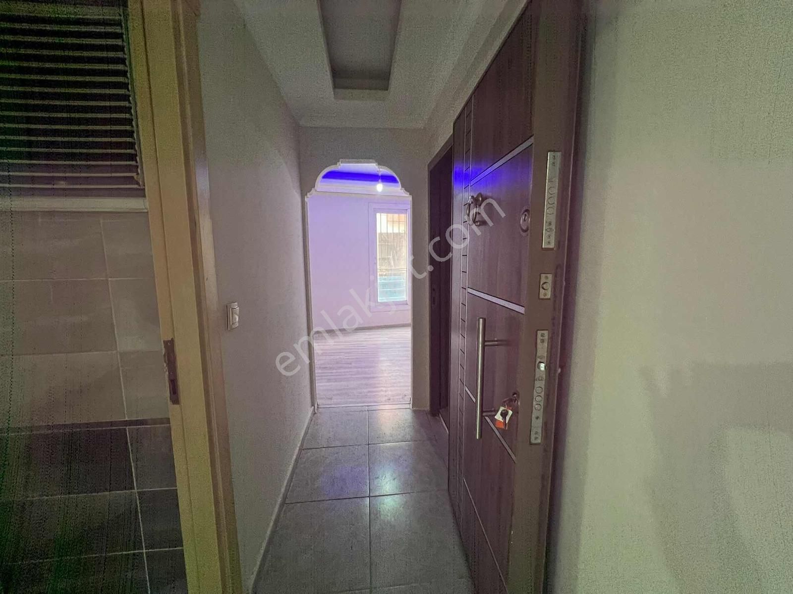 Ana Cadde Hastane Yakını Arakat Balkonlu Yatırımlık 1+1 Daire - Görsel 23