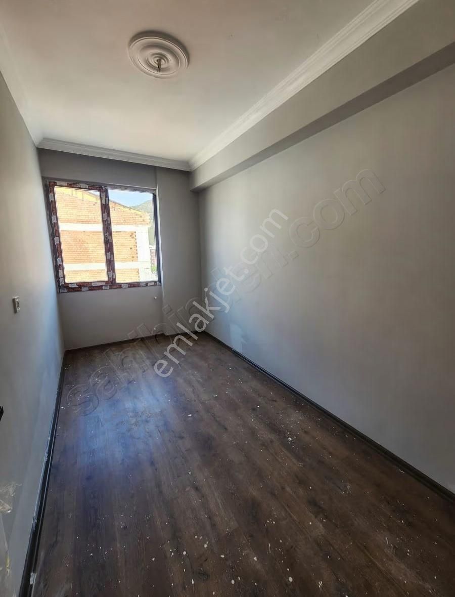 2+1 Kapalı Mutfak Kiralık Daire - Görsel 3