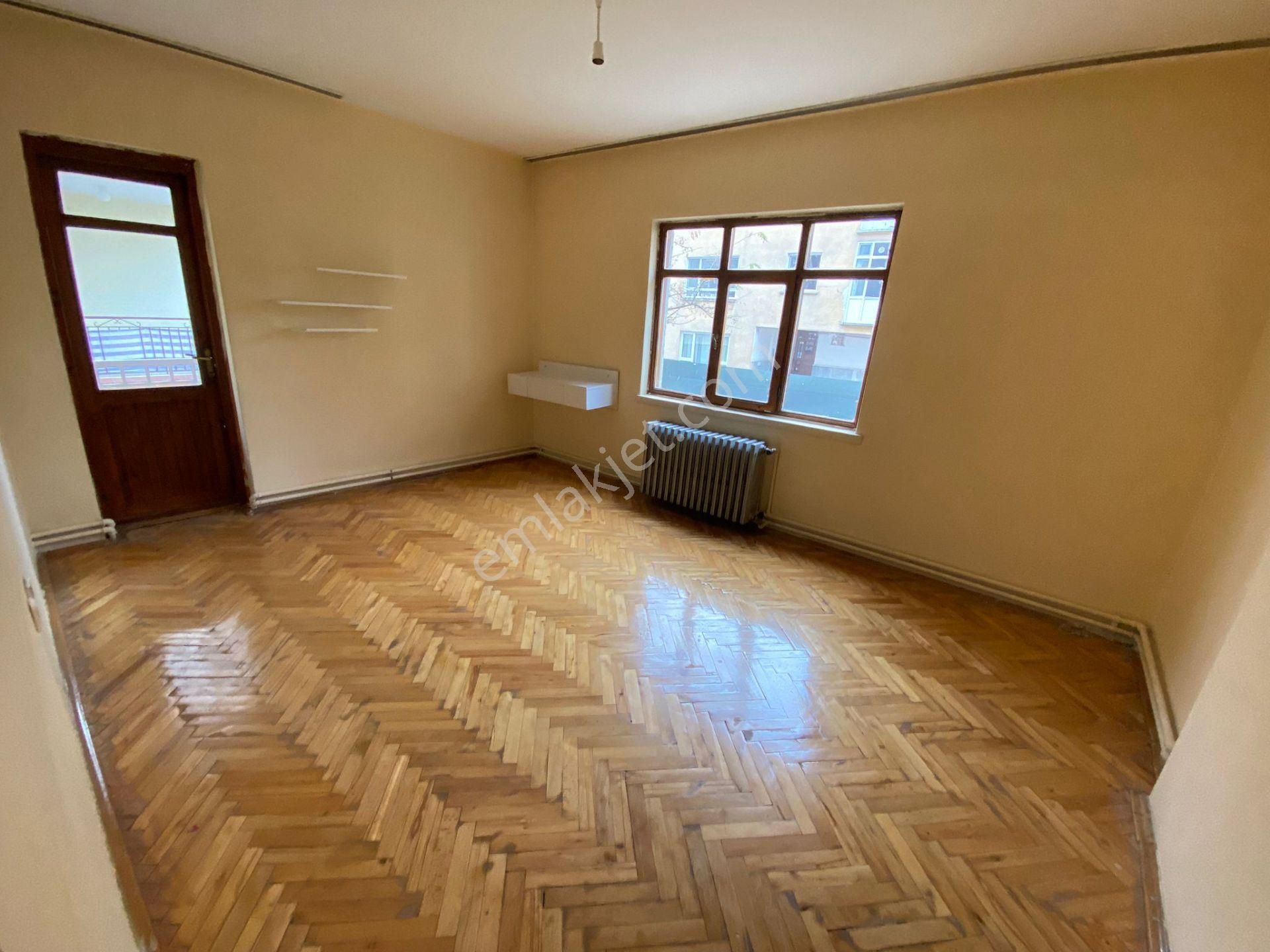 Şehir Hast. Karşısı Altında Daire Olan 2+1 Bağımsız Ön Cephe - Görsel 5