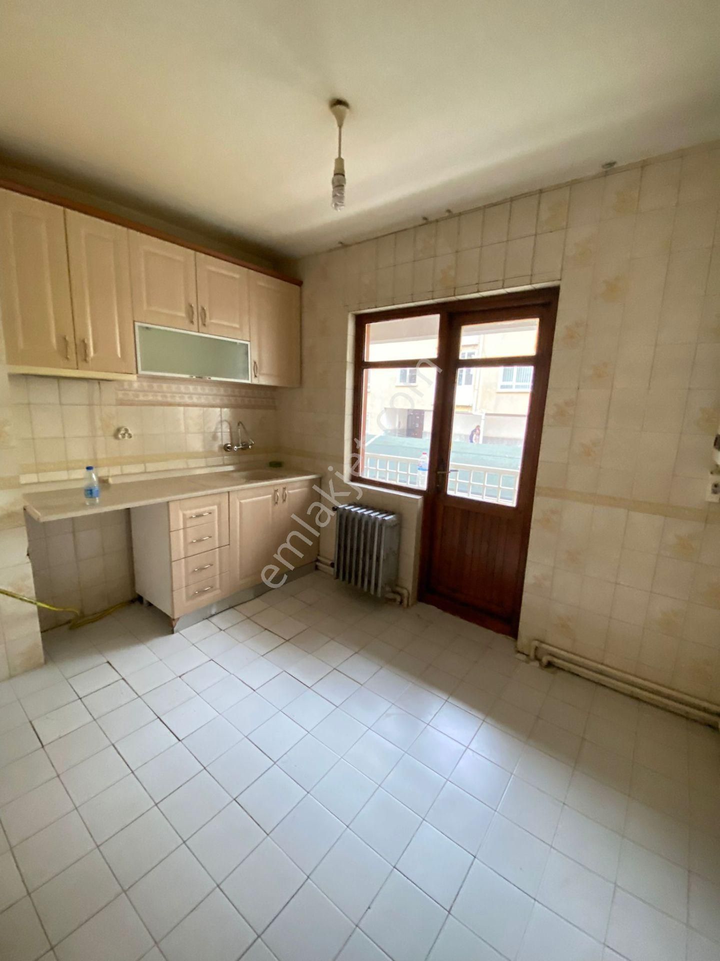 Şehir Hast. Karşısı Altında Daire Olan 2+1 Bağımsız Ön Cephe - Görsel 10