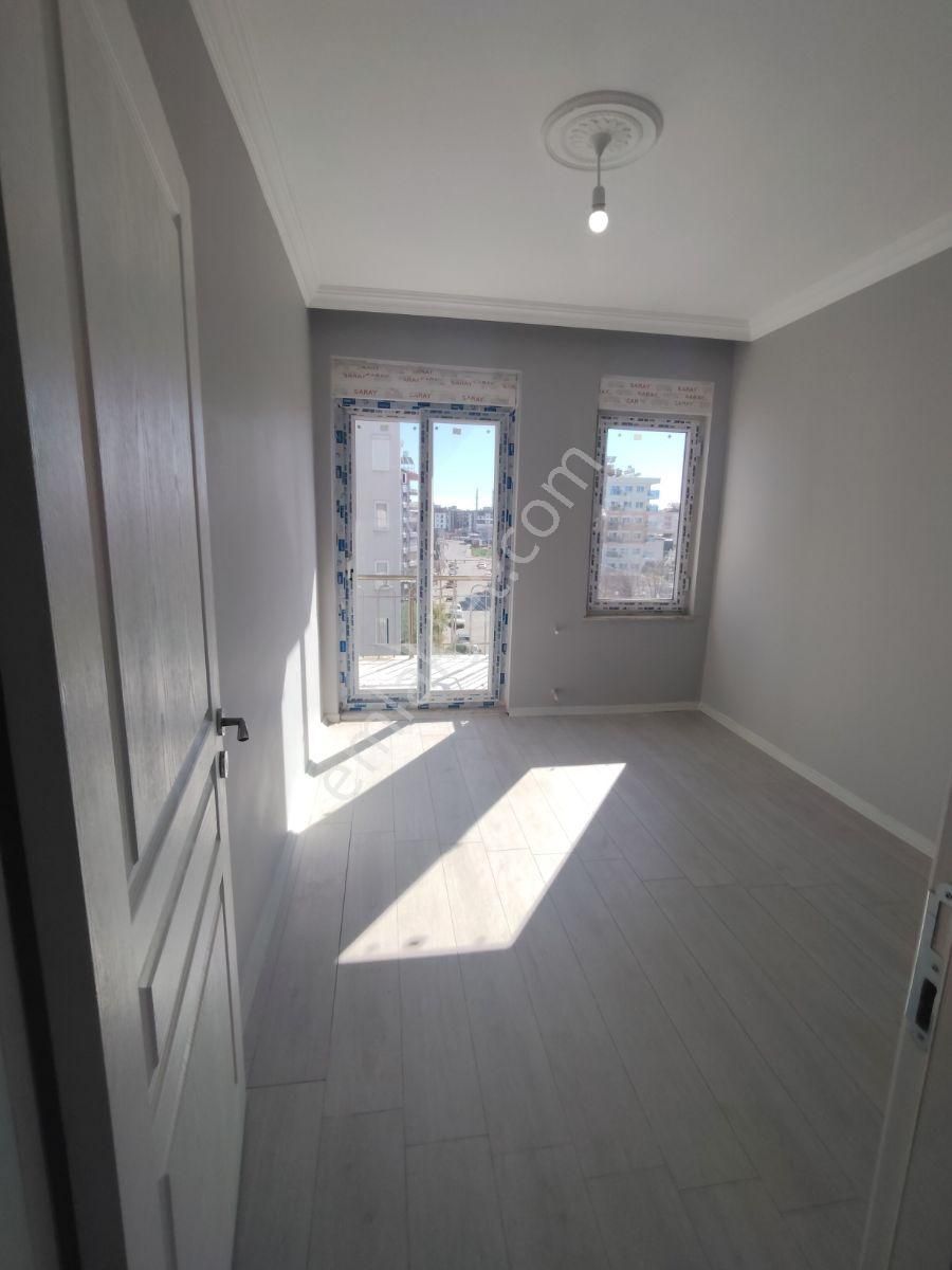 Kepez Devlet Hastanesi Adım Mesafede Site İçerisinde 3+1 Kiralık - Görsel 3