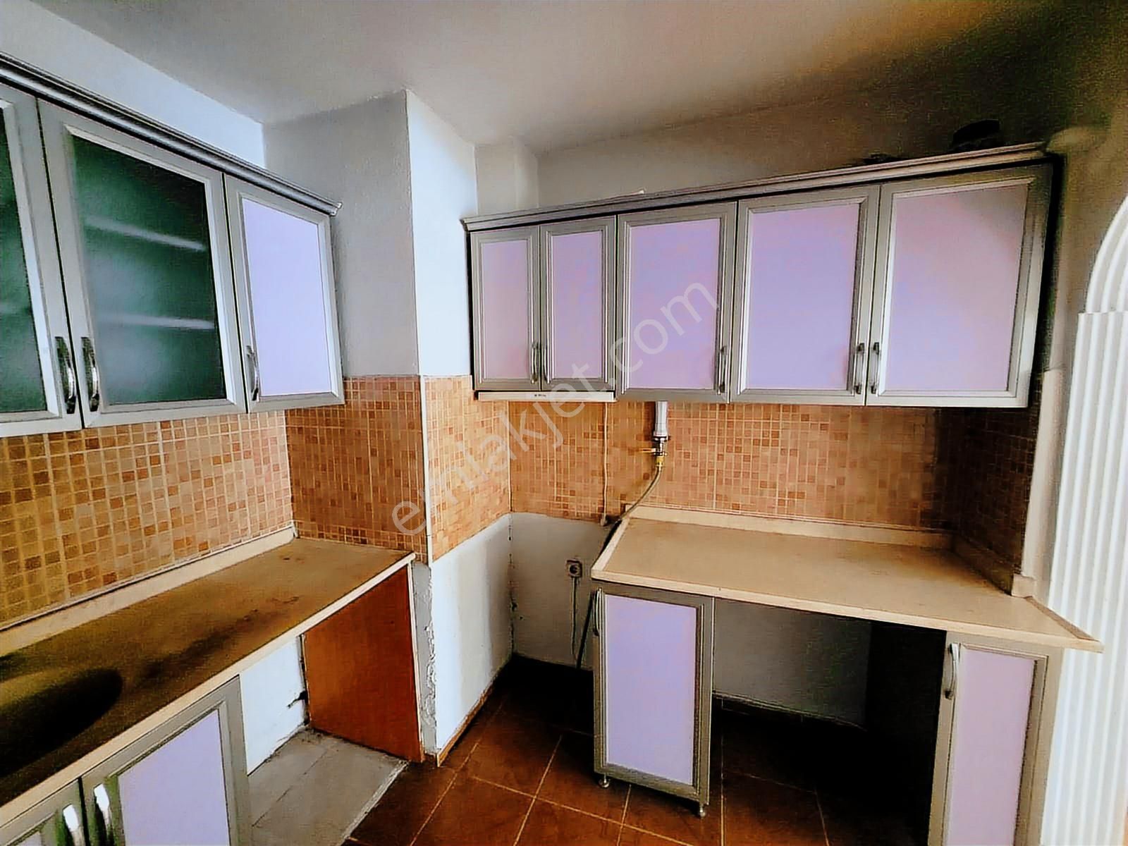 Edremit Cumhuriyet Mah.de Üçgenpark Doğalgazlı 2+1 Daire - Görsel 4