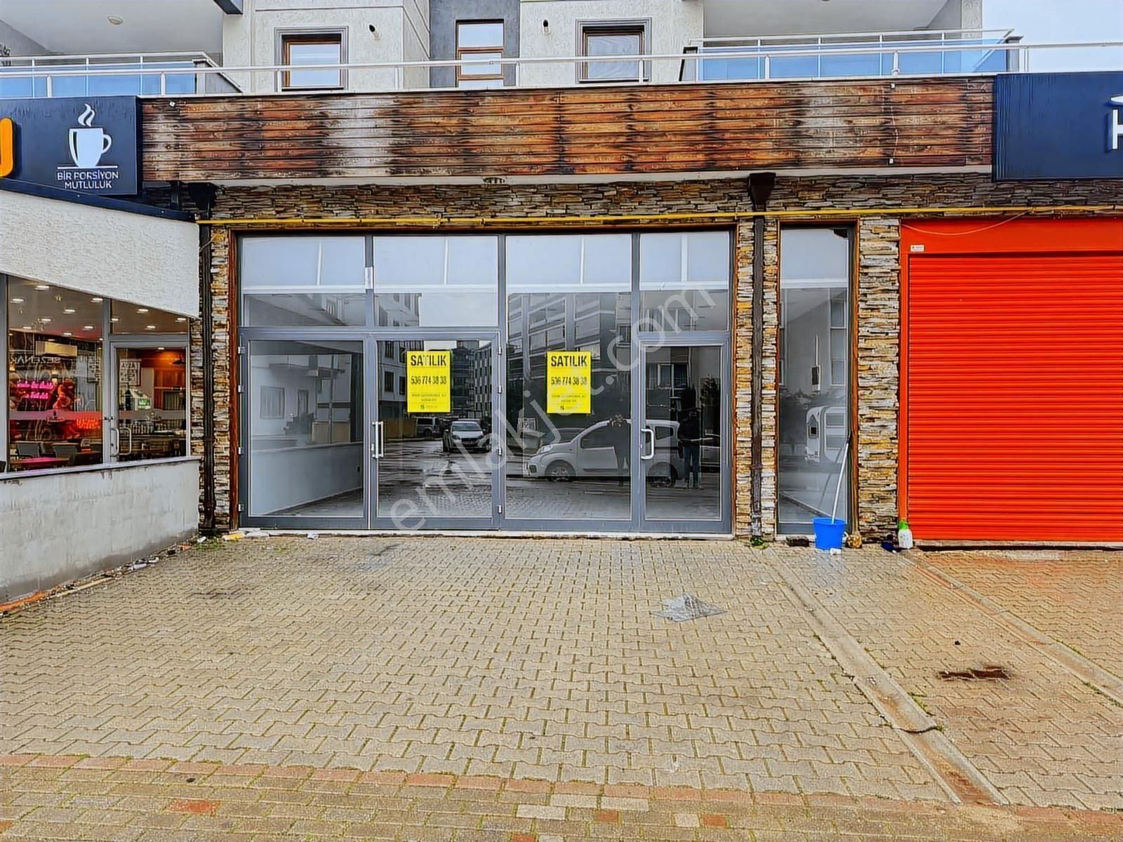 Yunuseli Fatih Caddesi Üzerinde Satılık Dükkan