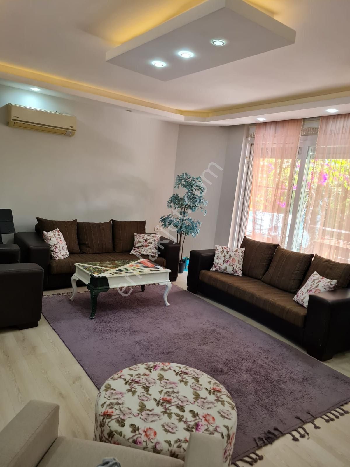 Kuşadası Soğucakta Özel Otoparklı Geniş Verandalı 3+1 Satılık Yazlık - Görsel 14