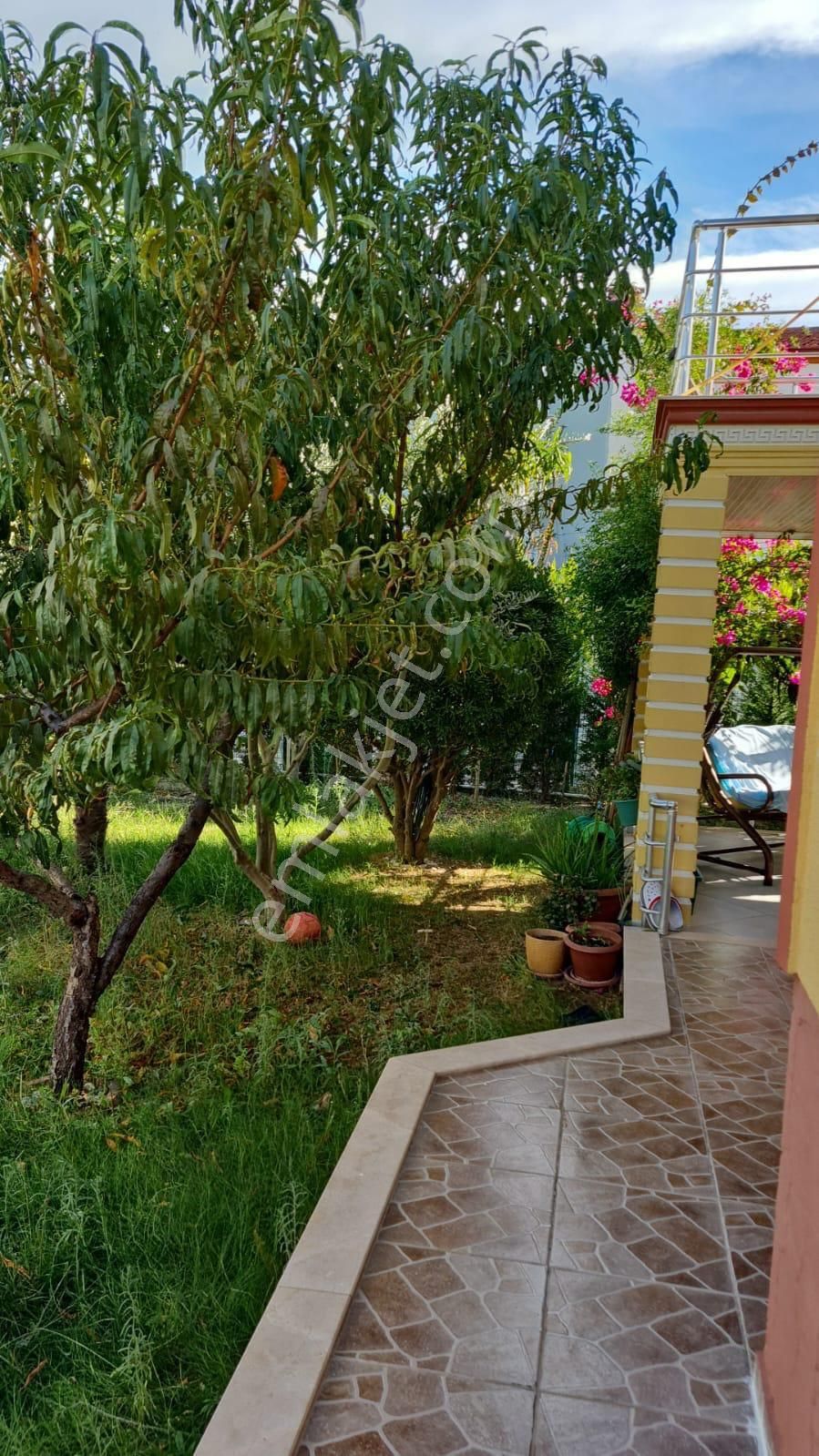 Kuşadası Soğucakta Özel Otoparklı Geniş Verandalı 3+1 Satılık Yazlık - Görsel 11