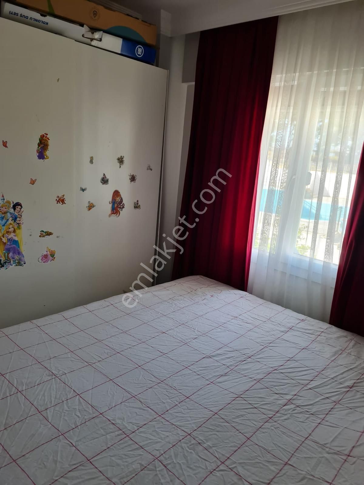 Kuşadası Soğucakta Özel Otoparklı Geniş Verandalı 3+1 Satılık Yazlık - Görsel 27