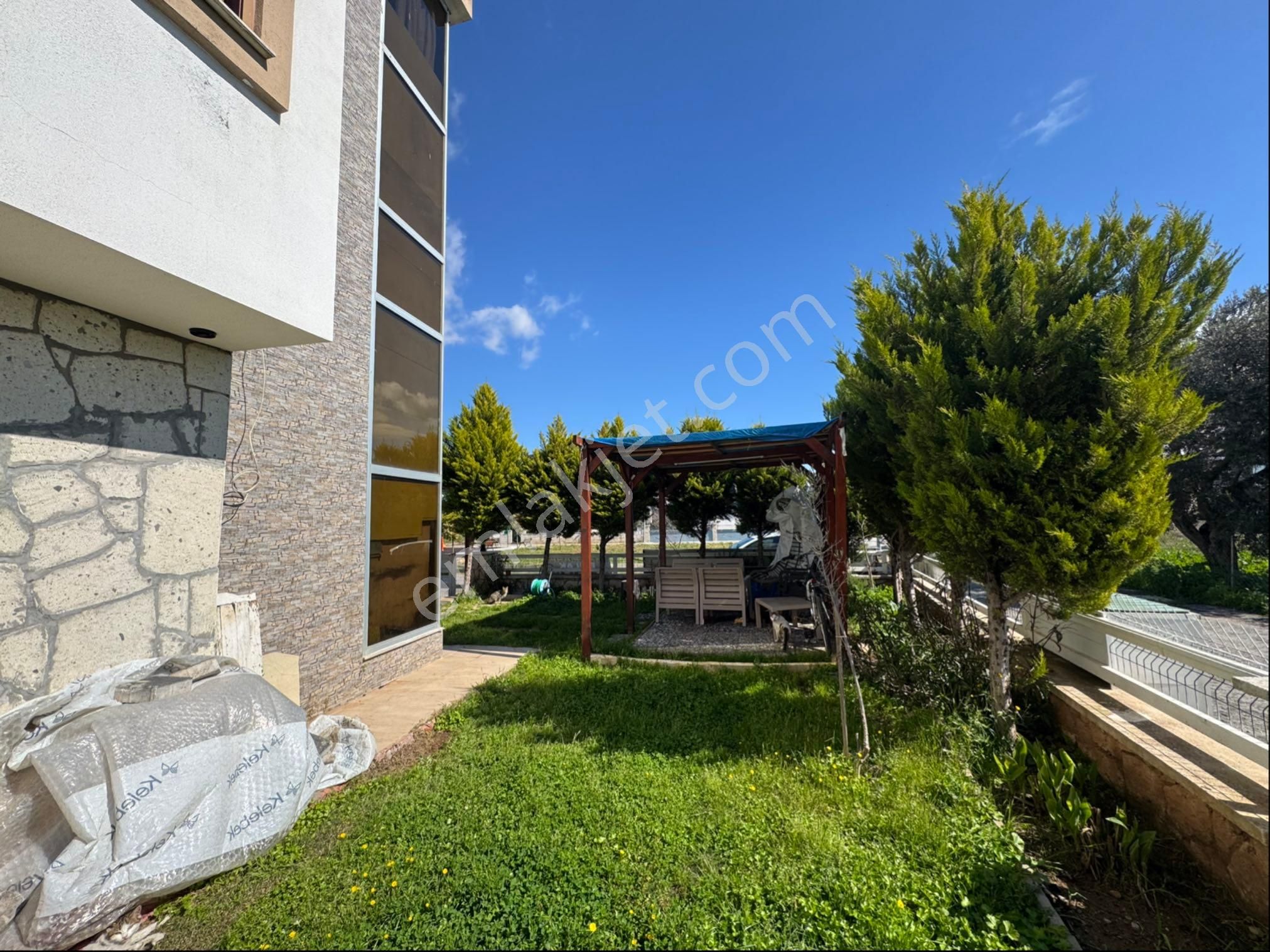 İzmir Seferihisar Doğanbey De Satılık Bahçeli 3+1 Havuzlu Tek Müstakil Villa - Görsel 11