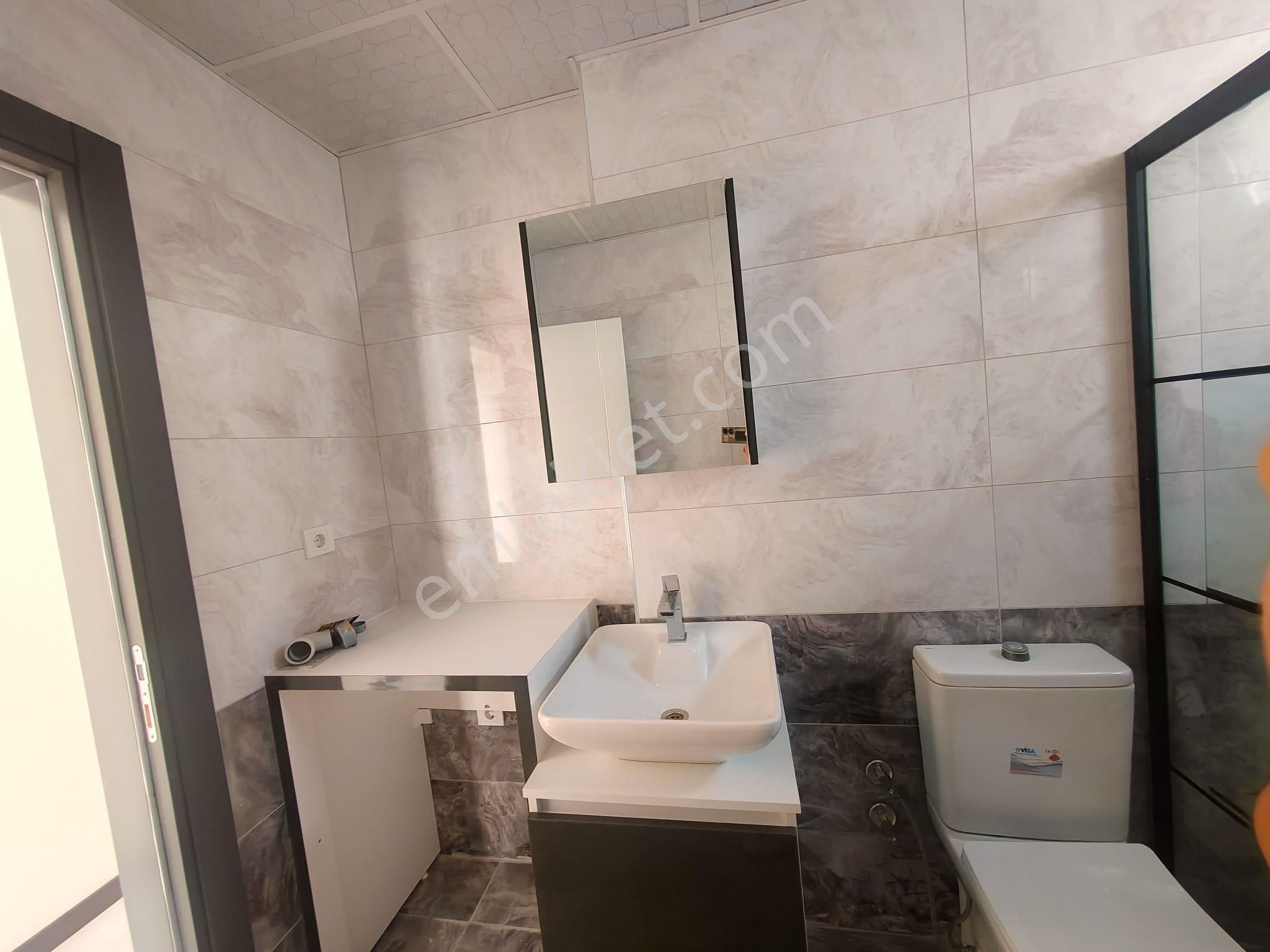 Satılık Eşyalı 1+1 Daire Kuşadası Davutlar - Görsel 20