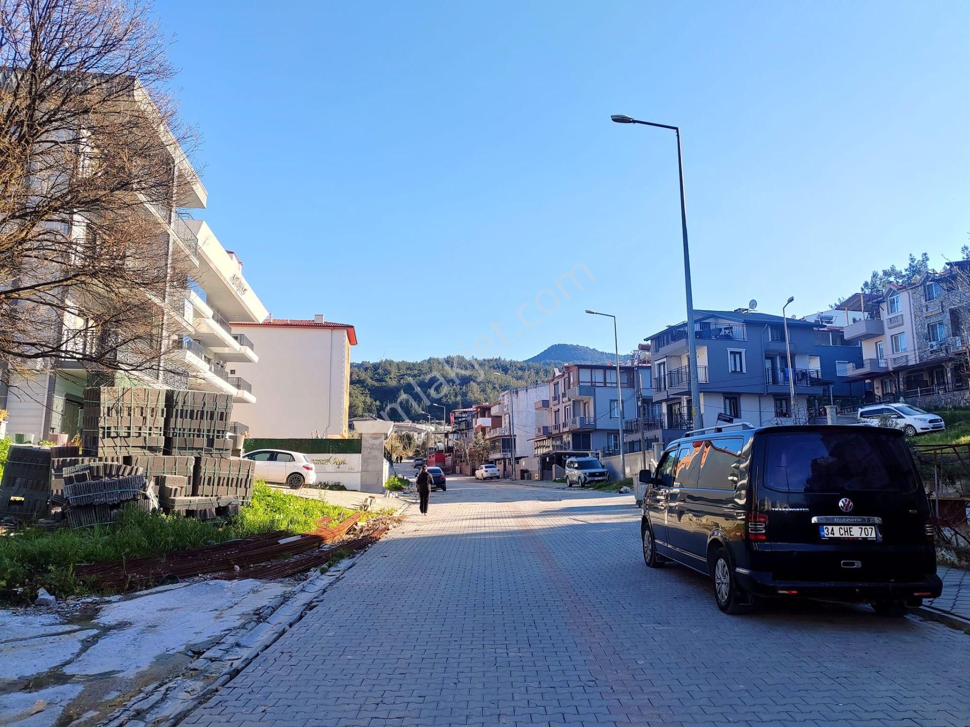 Satılık Eşyalı 1+1 Daire Kuşadası Davutlar - Görsel 3