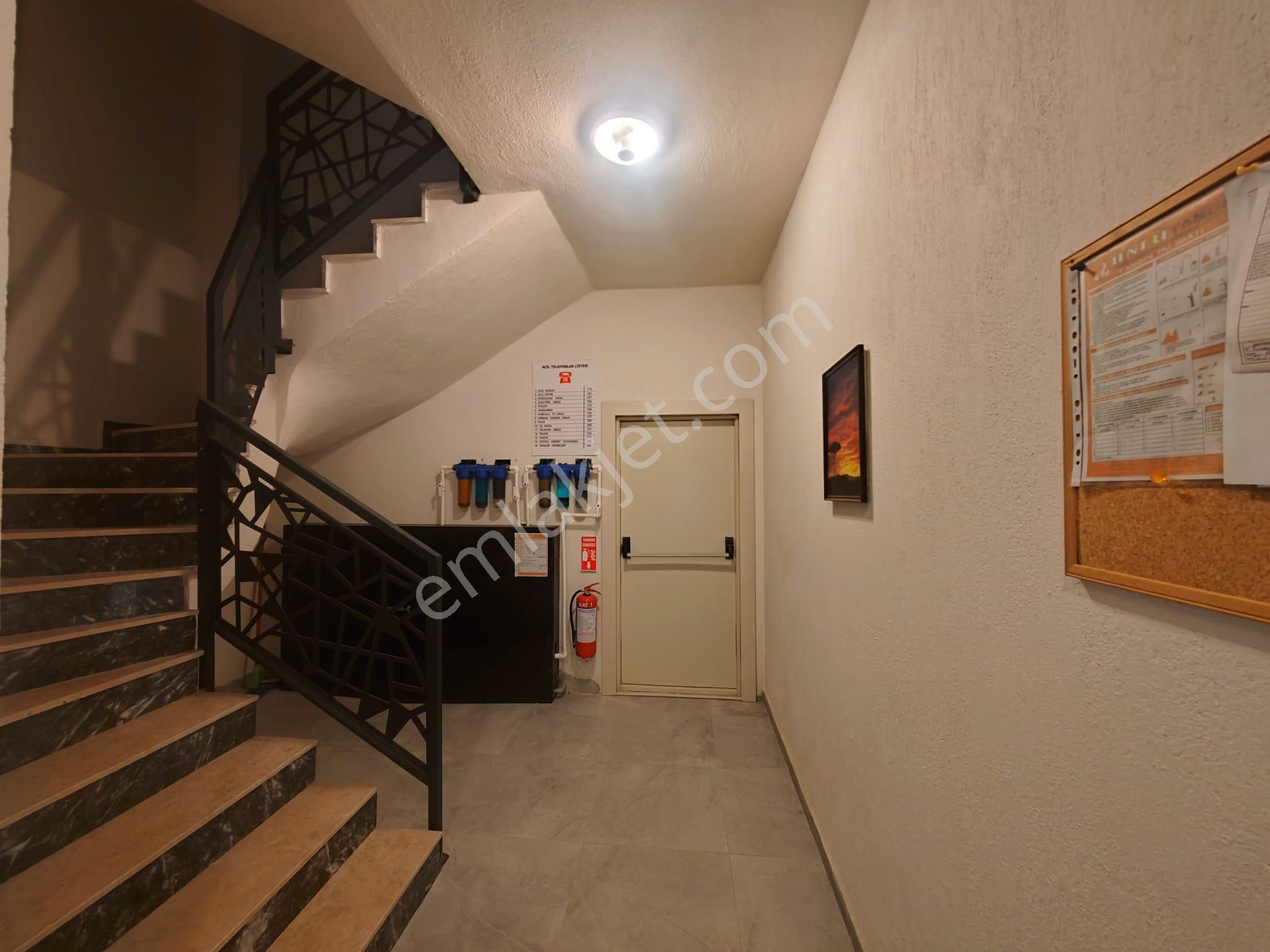 Satılık Eşyalı 1+1 Daire Kuşadası Davutlar - Görsel 8