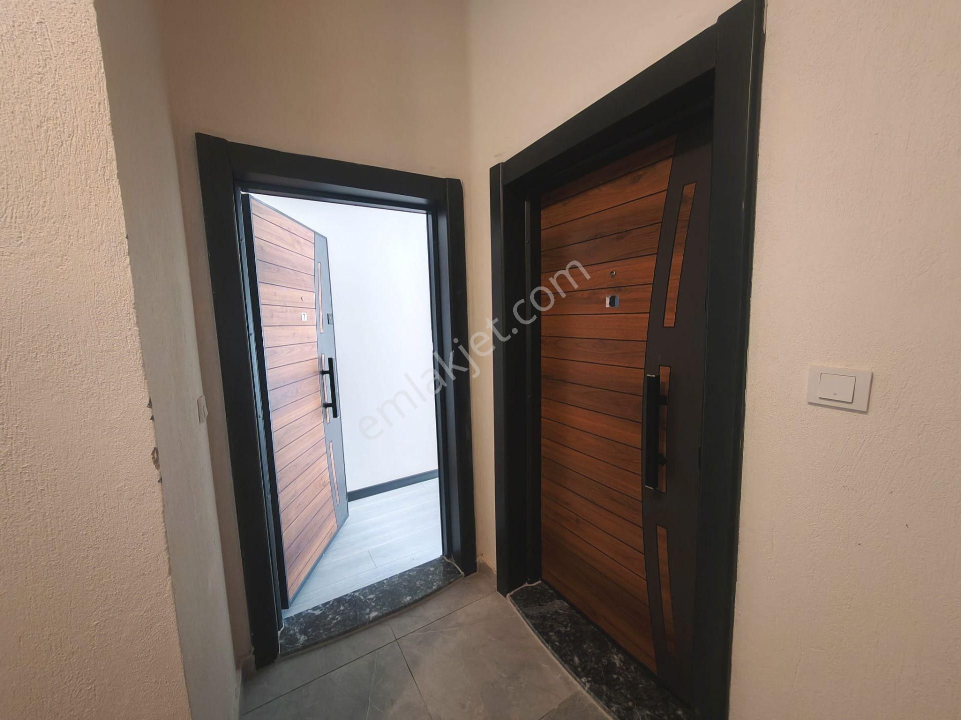 Satılık Eşyalı 1+1 Daire Kuşadası Davutlar - Görsel 9